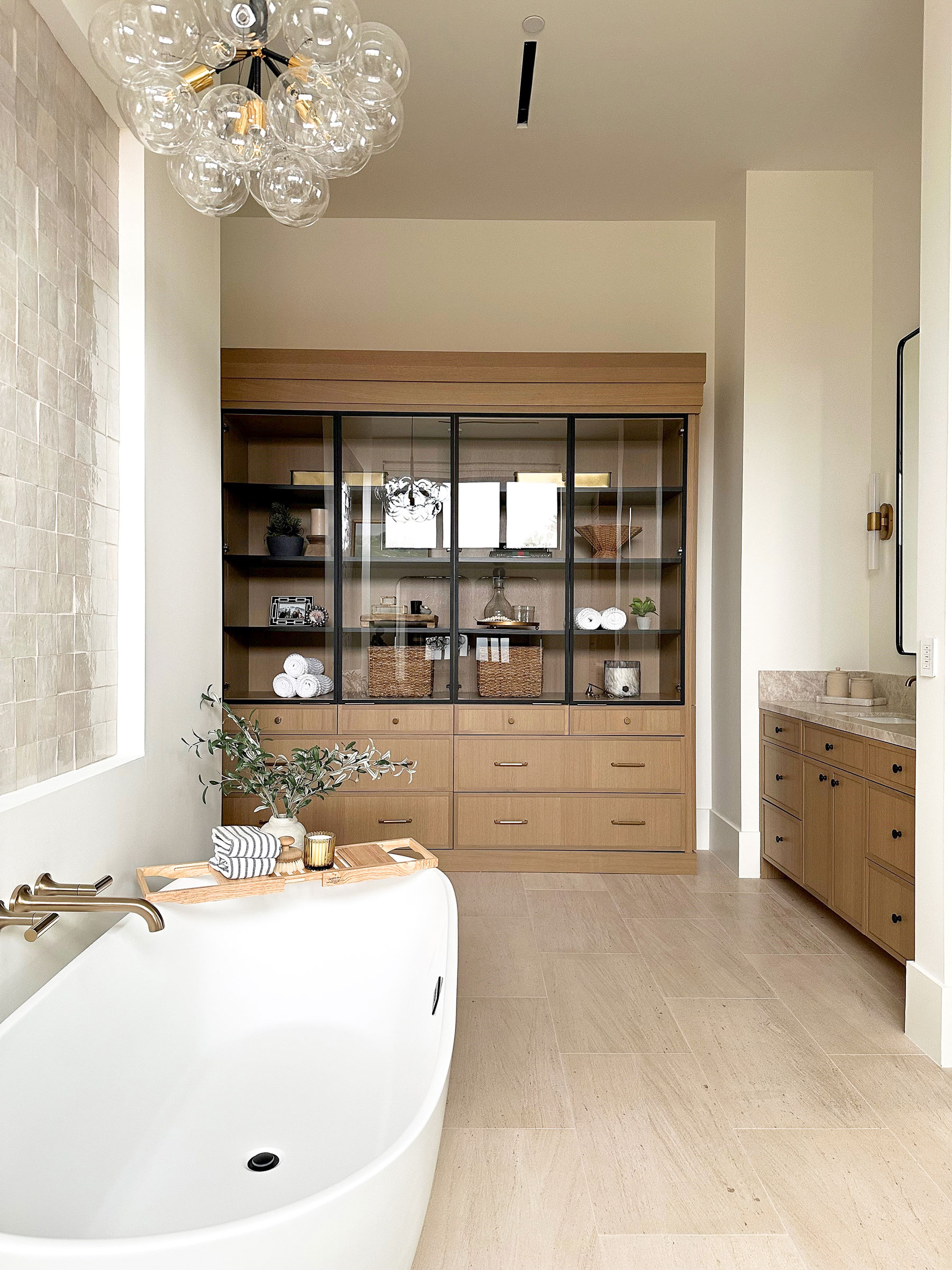 Aged Cedar Rift Cut White Oak Primary Bathroom