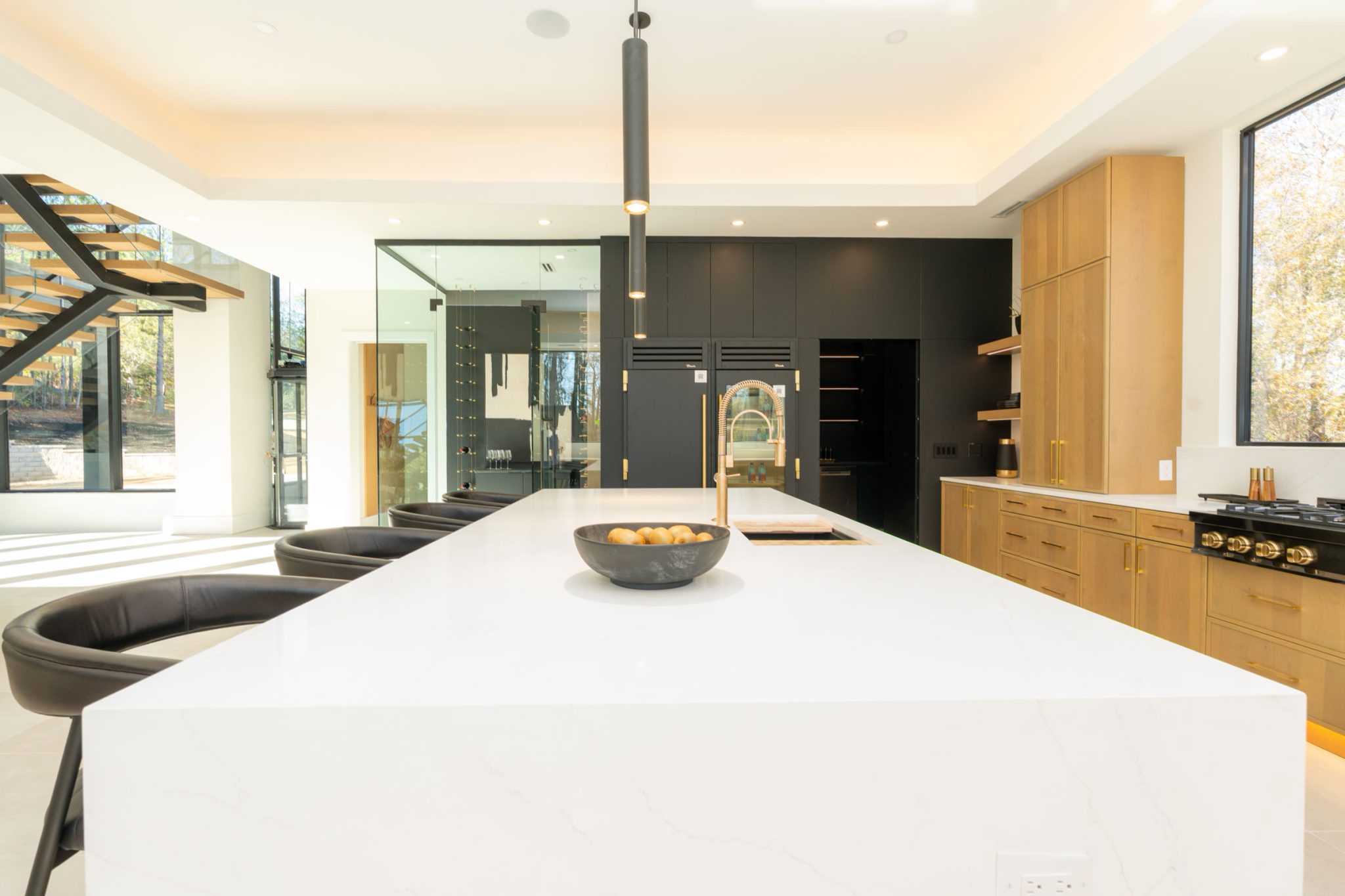 Alder Black Modern Kitchen