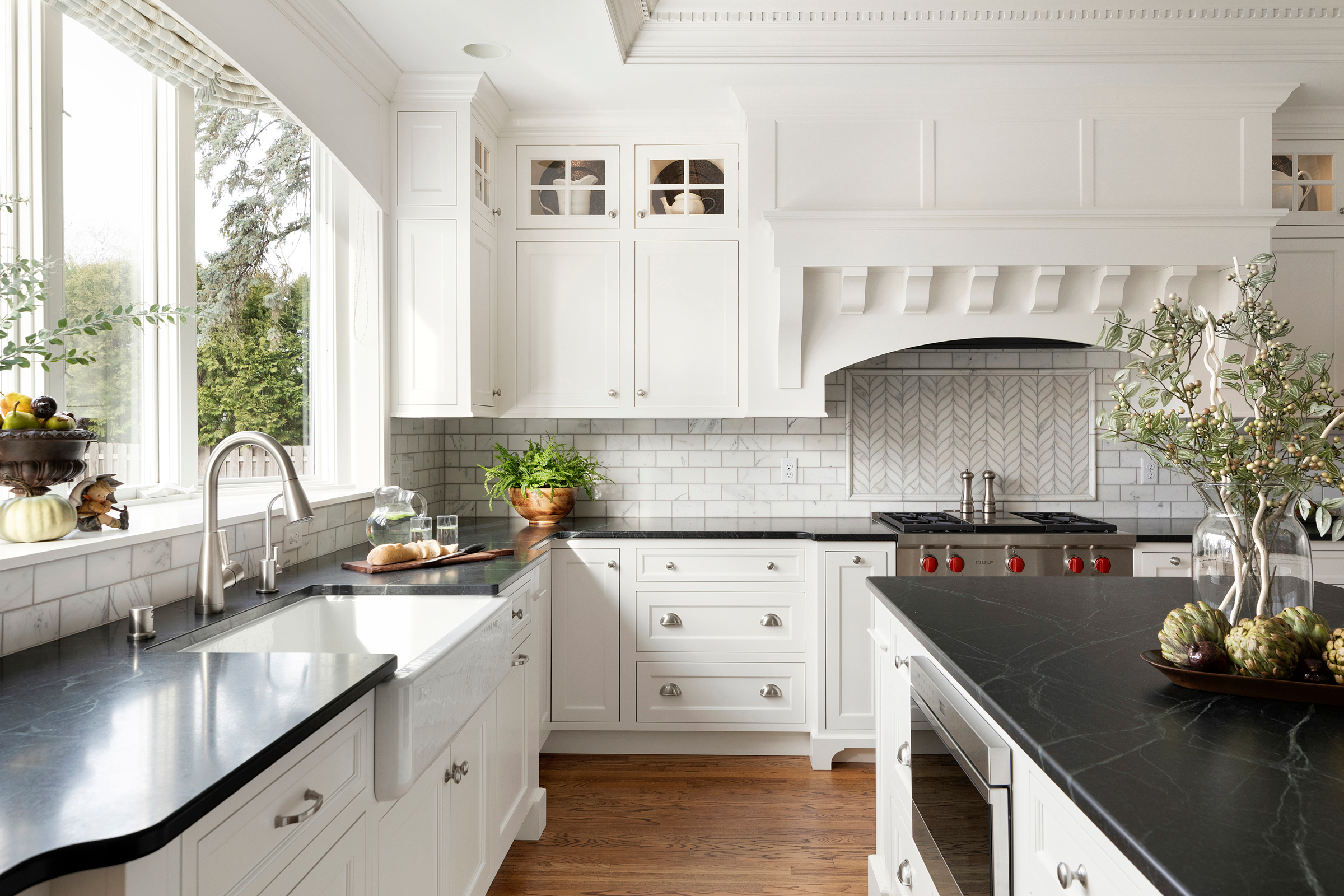 Beautiful White Kitchen With Ceiling Mural