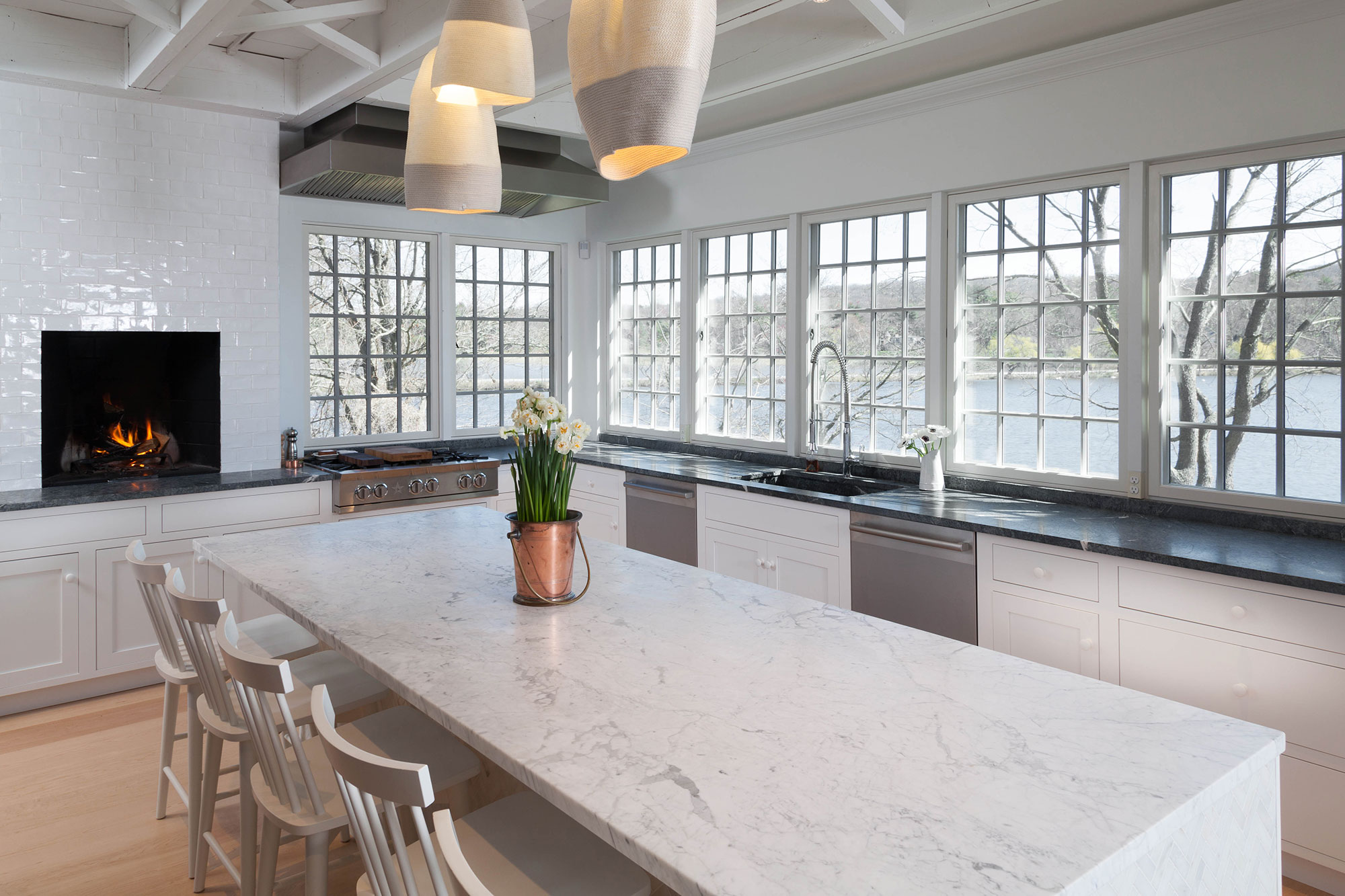 Black and White Shaker Farmhouse Kitchen