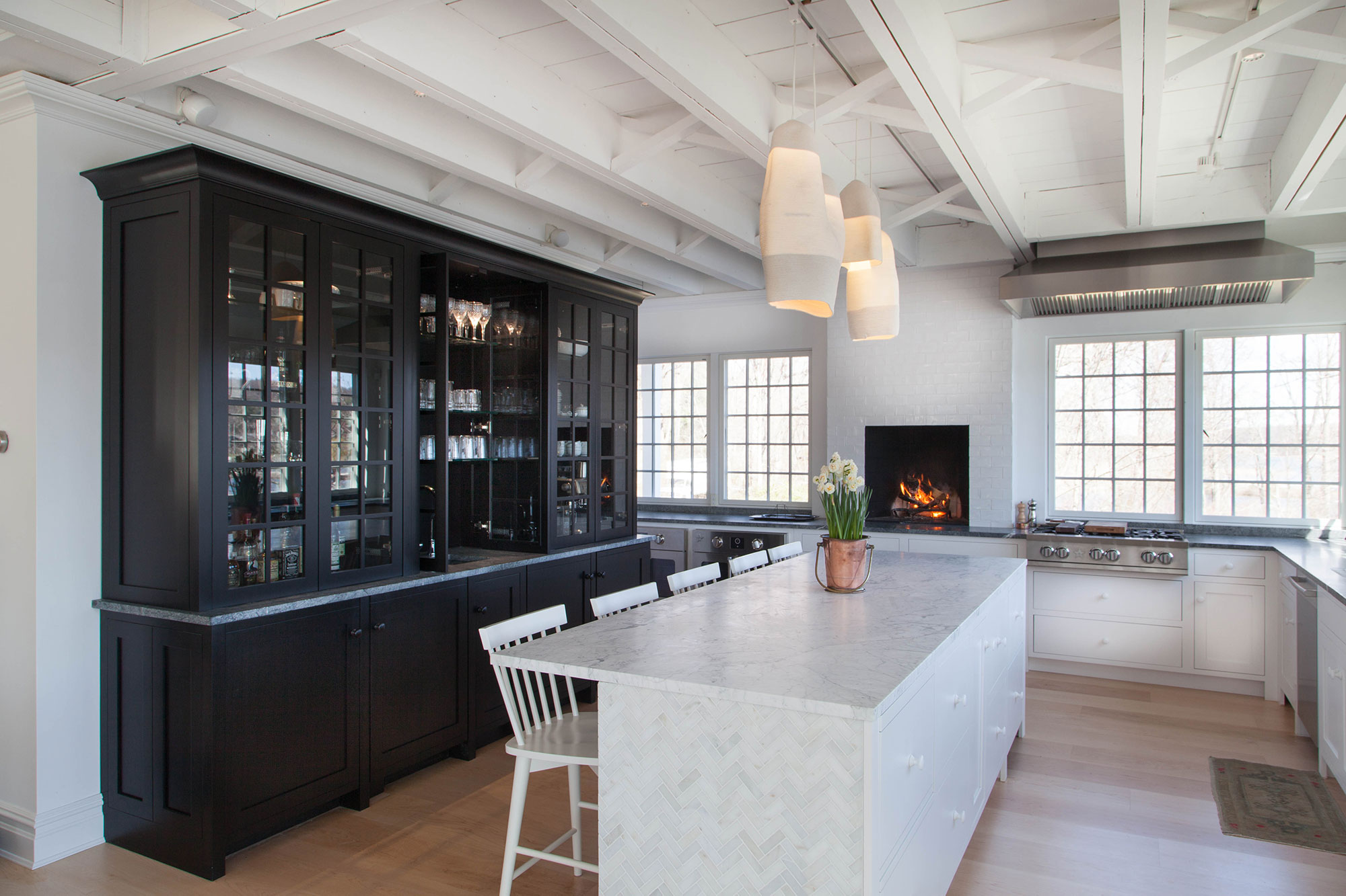 Black and White Shaker Farmhouse Kitchen