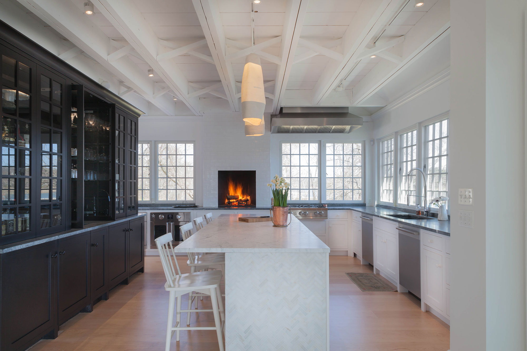 Black and White Shaker Farmhouse Kitchen