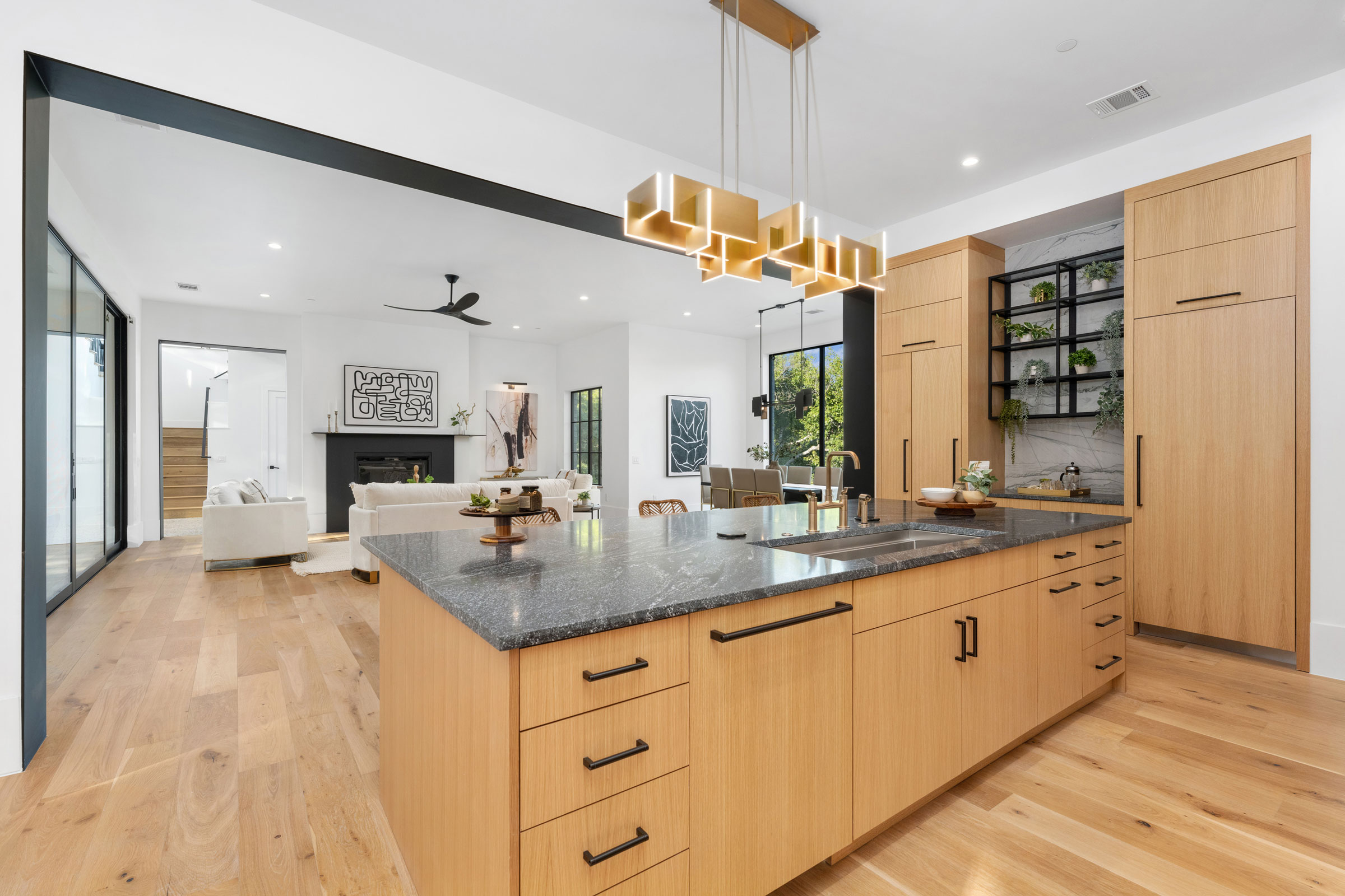 Casual Upscale Gourmet Kitchen