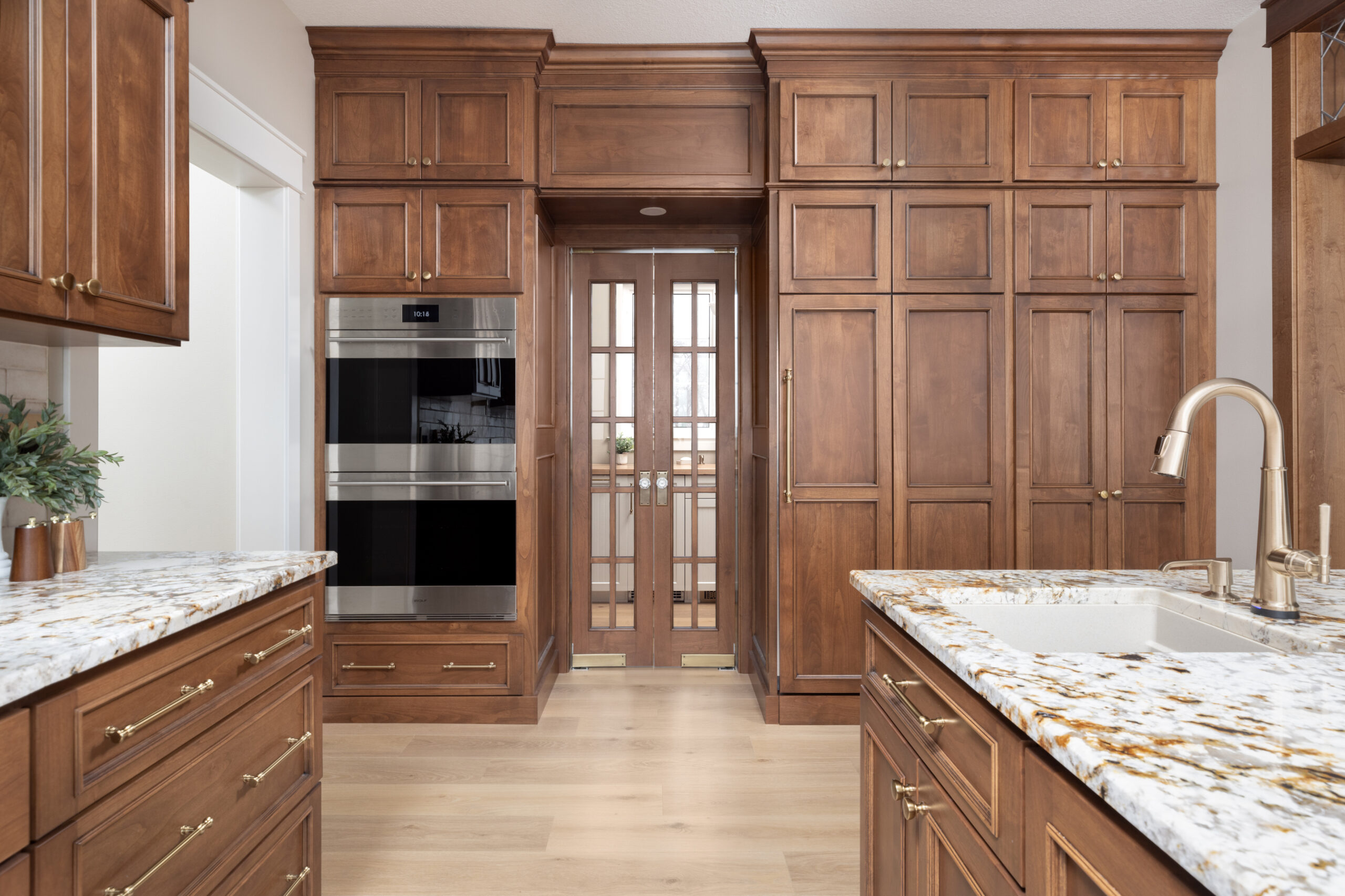 Custom Traditional Stained Alder Kitchen