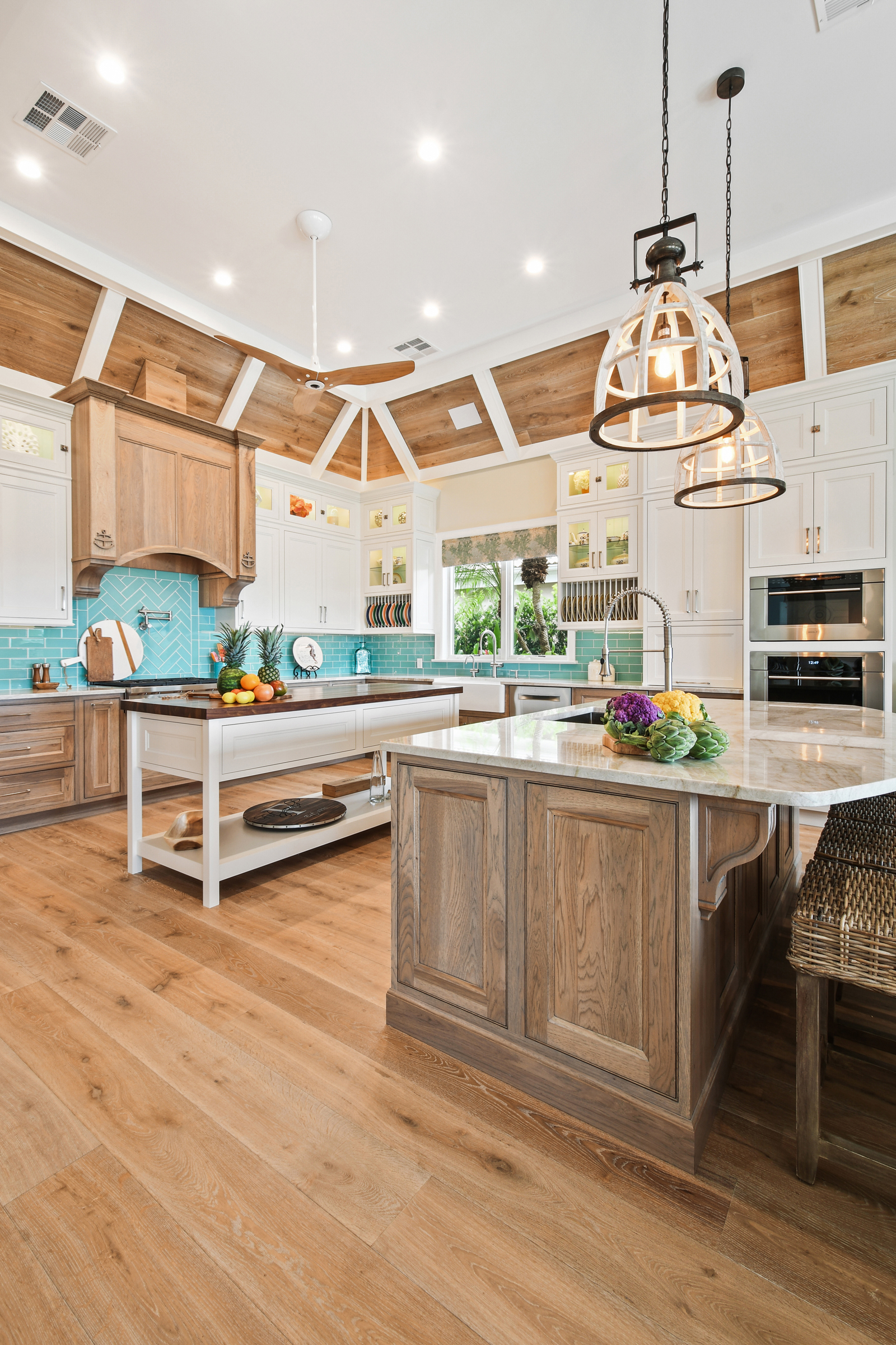 Driftwood Coastal Beach Kitchen