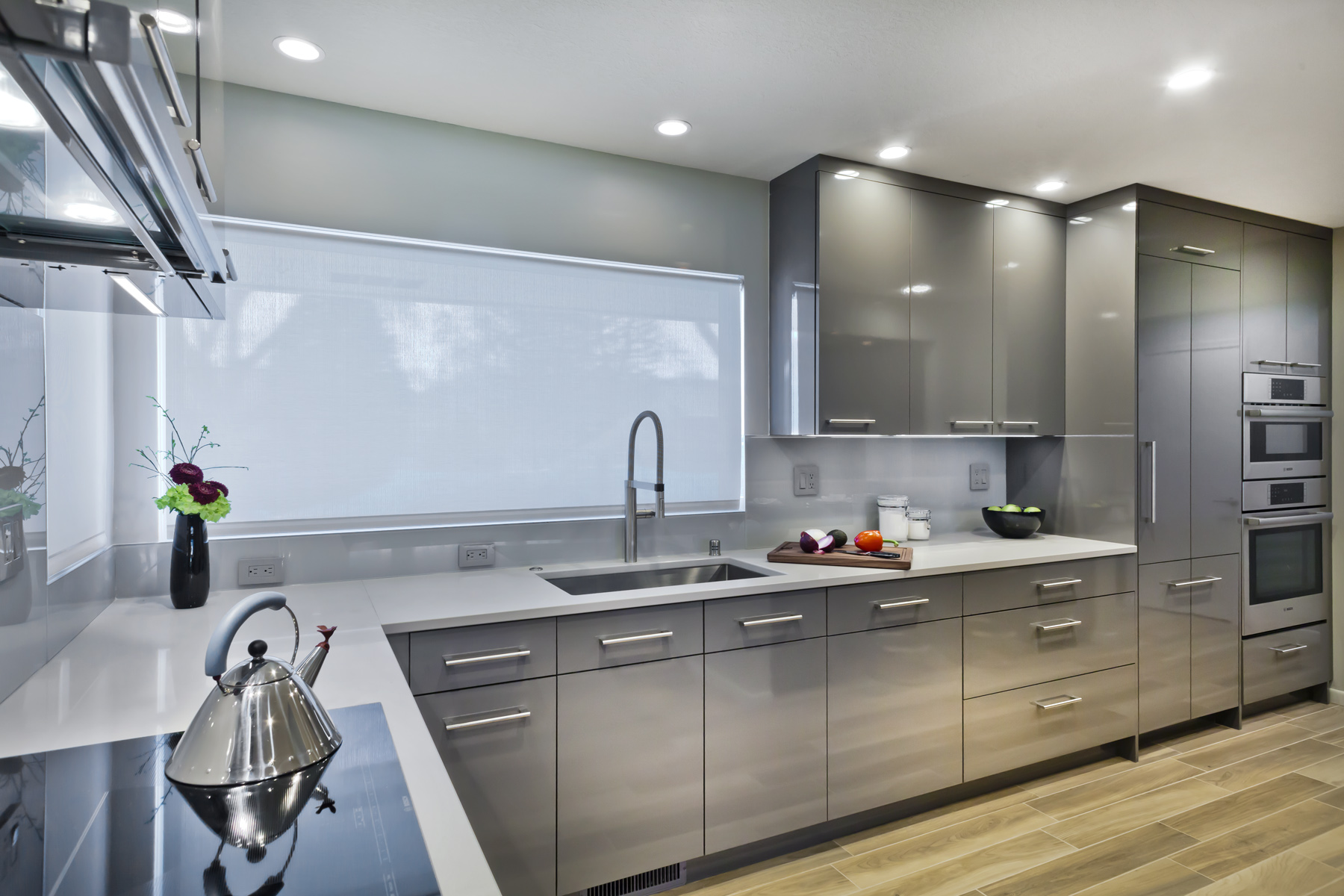 Gloss Grey Contemporary Kitchen