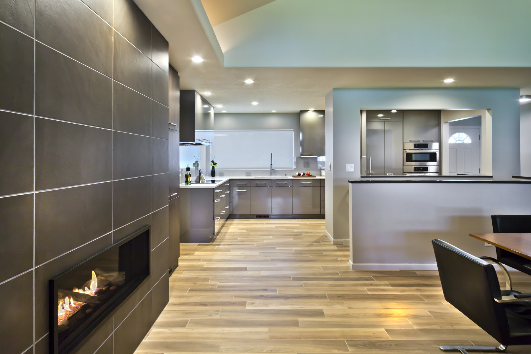 Gloss Grey Contemporary Kitchen