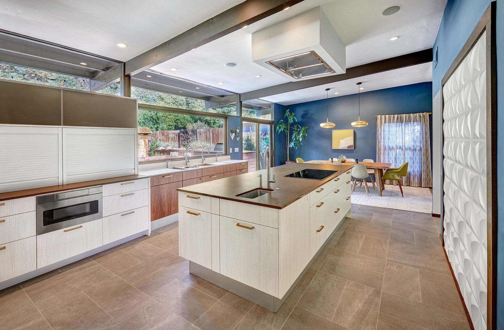IZZA Cabinet_Kitchen_FocusSQ_Redondo_2