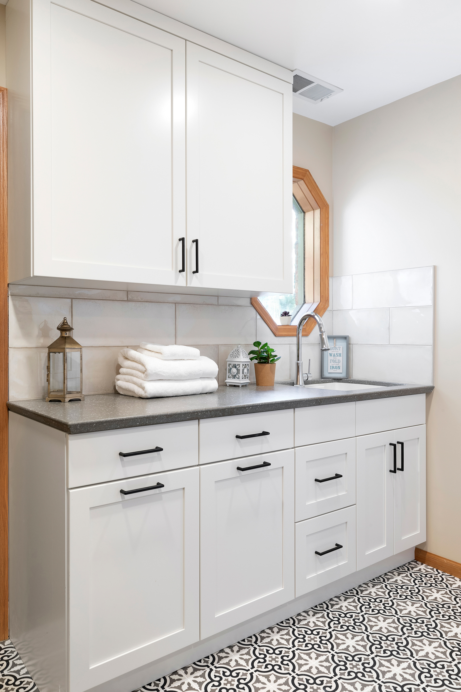 Luxurious Family Laundry Room
