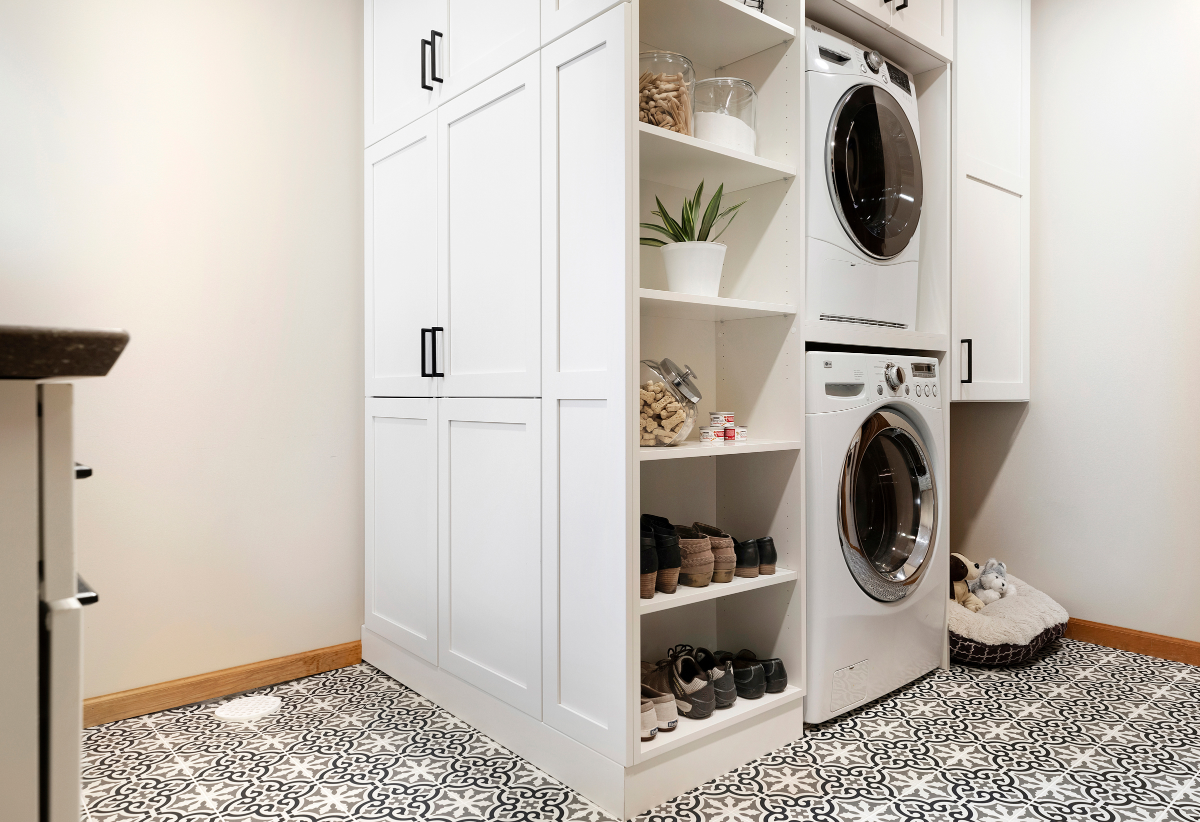 Luxurious Family Laundry Room