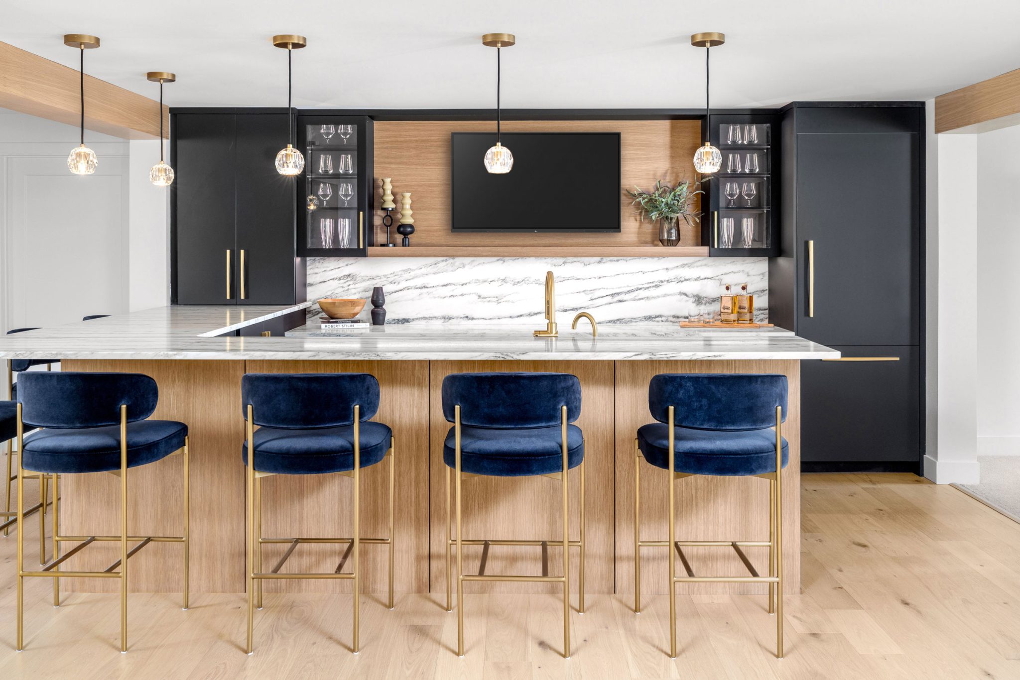 Matte Black Modern Bar