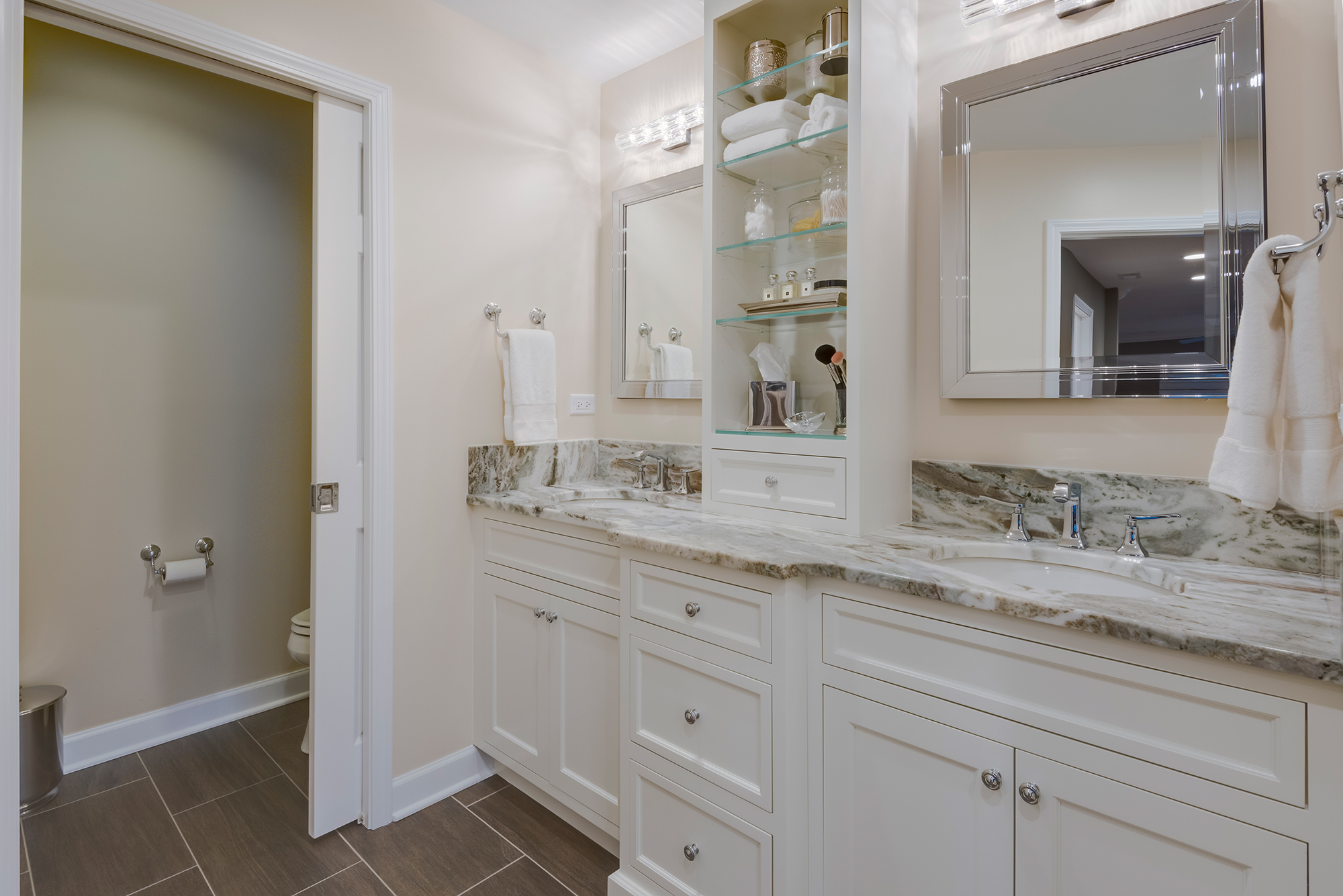 Matte White Finished Bathroom Cabinets