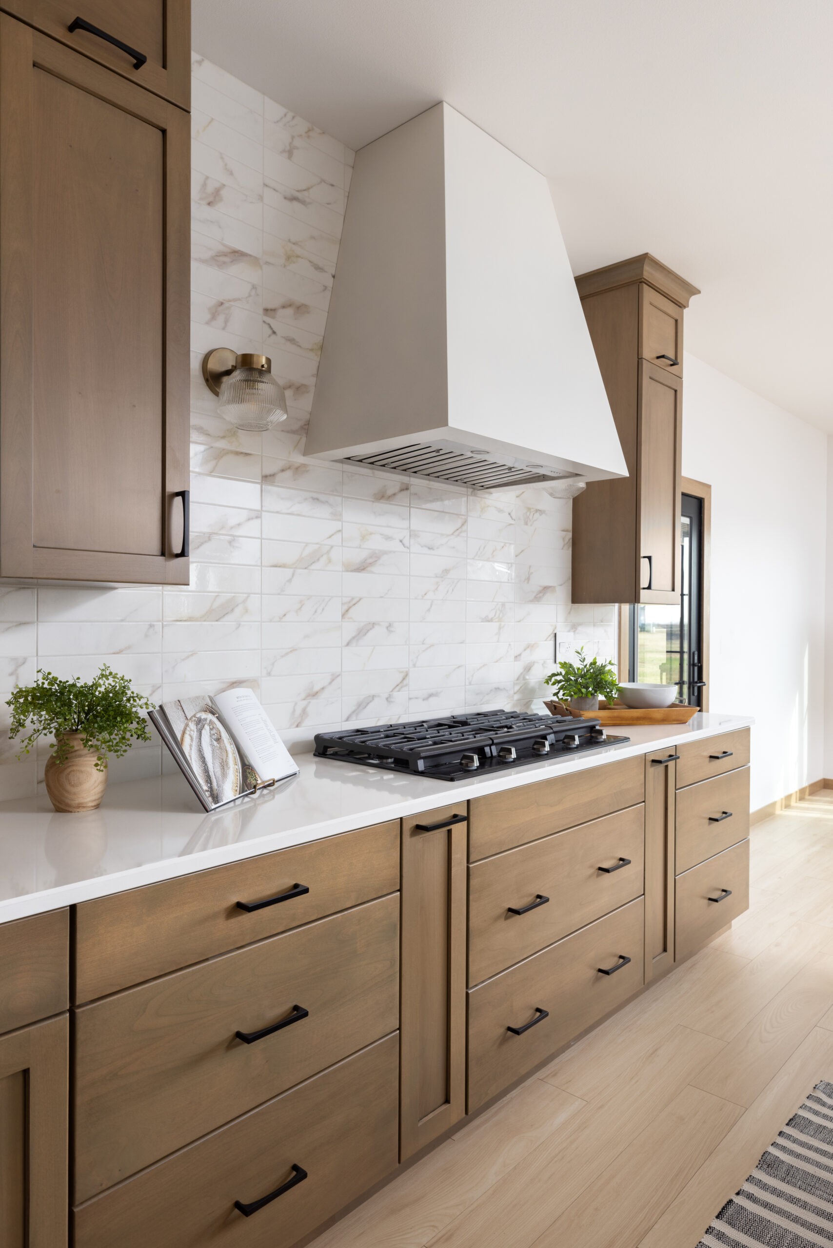 Medium Stain Alder Kitchen