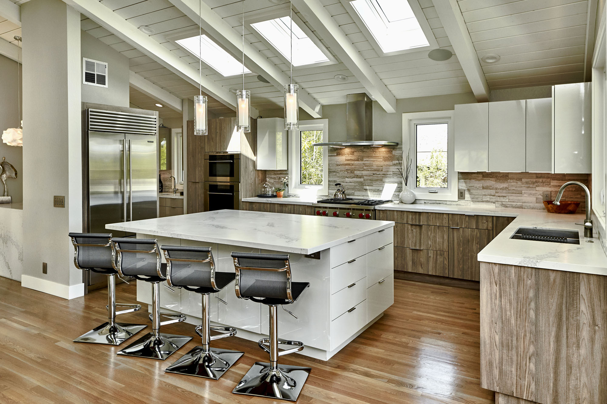 IZZA Cabinet_Kitchen_ComoSelect_Soho_1