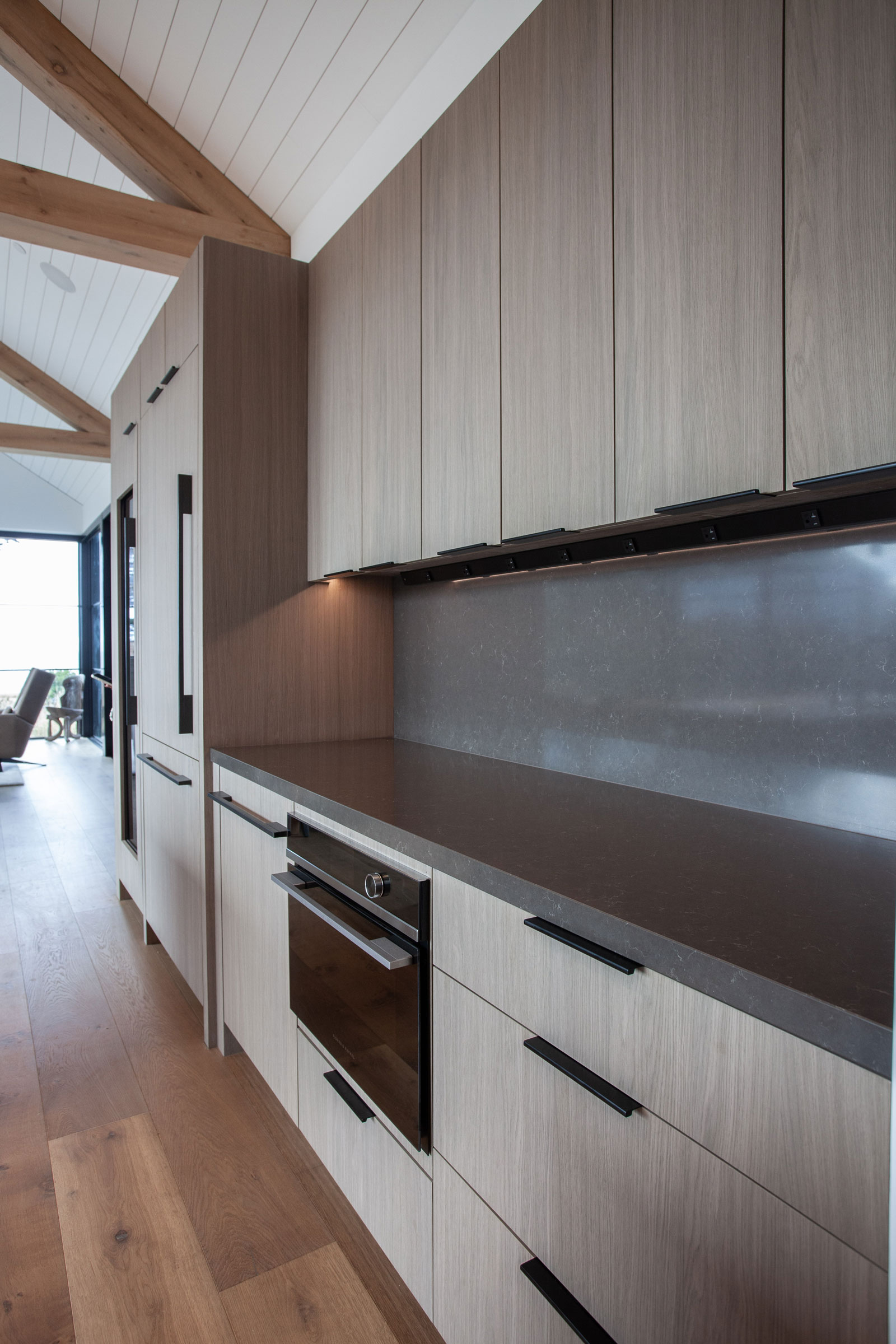 Modern Seaside Kitchen