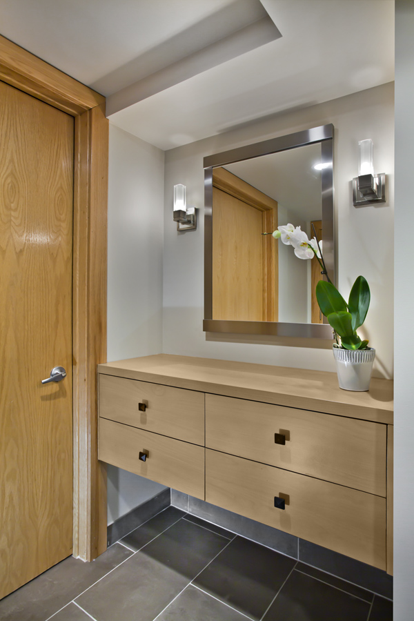 IZZA Cabinet_Bathroom_MesaVerde_Riverwood_2