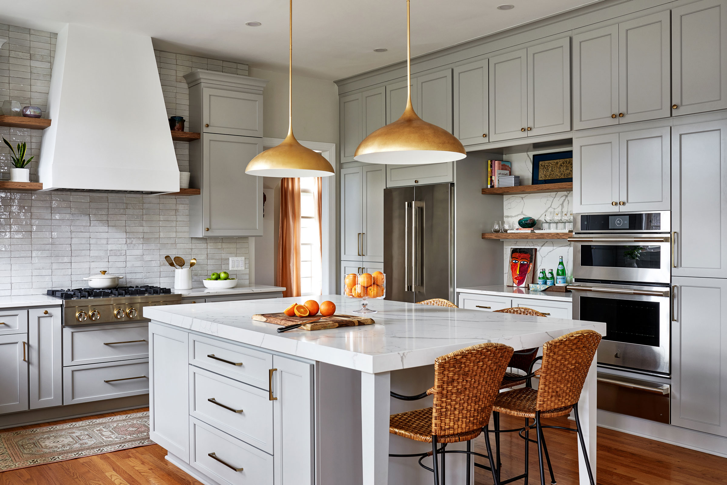 Open Airy Family Kitchen