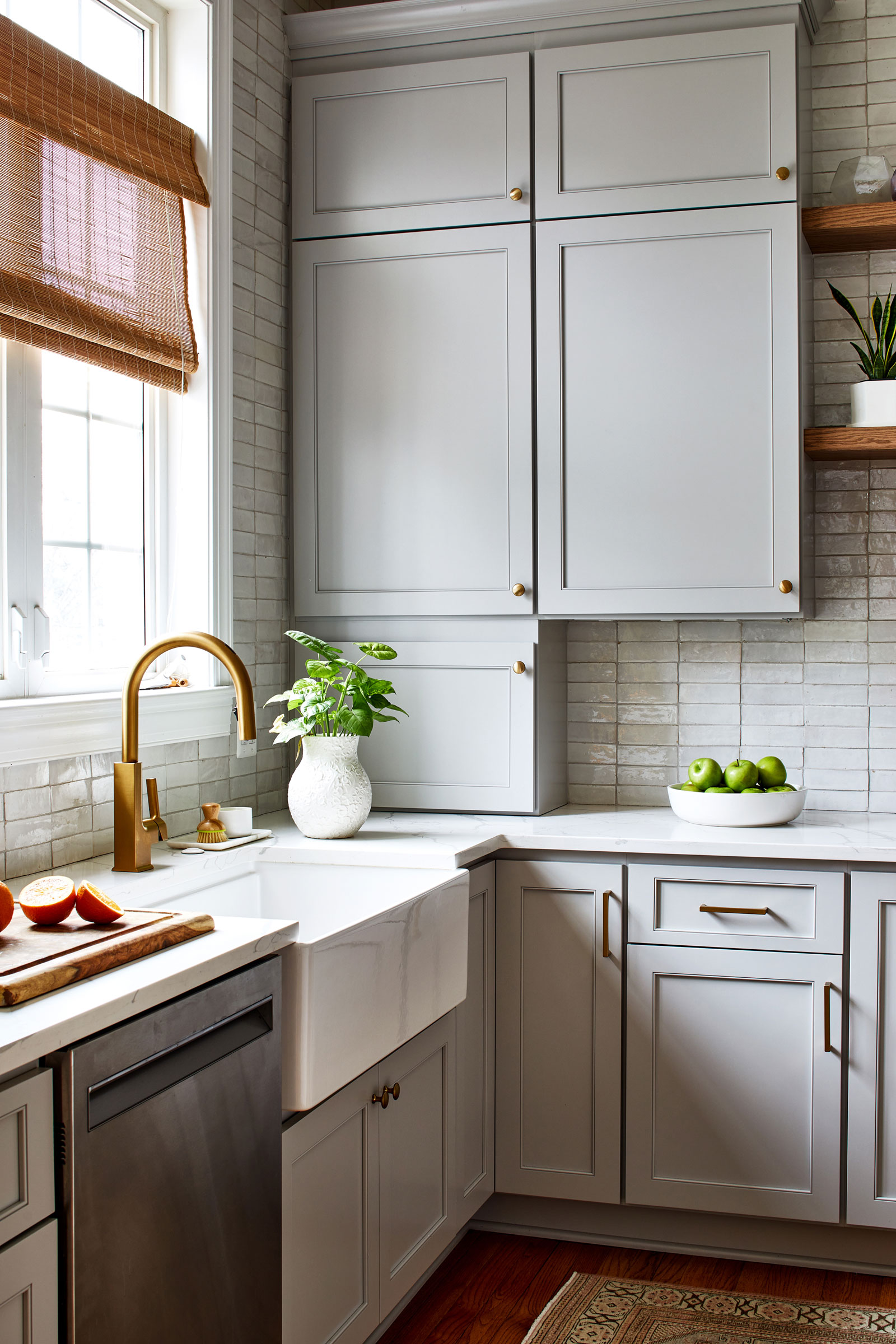 Open Airy Family Kitchen