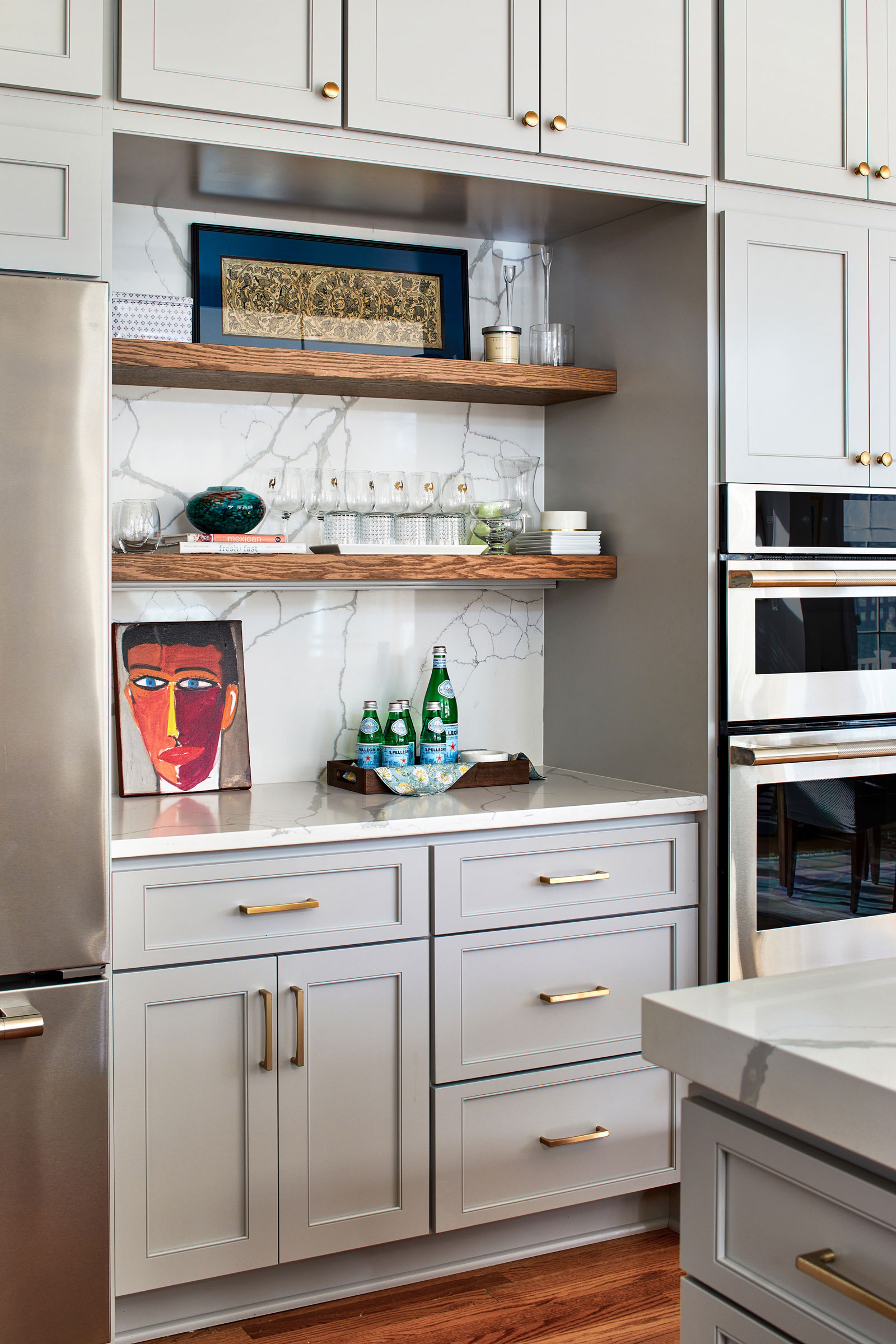 Open Airy Family Kitchen
