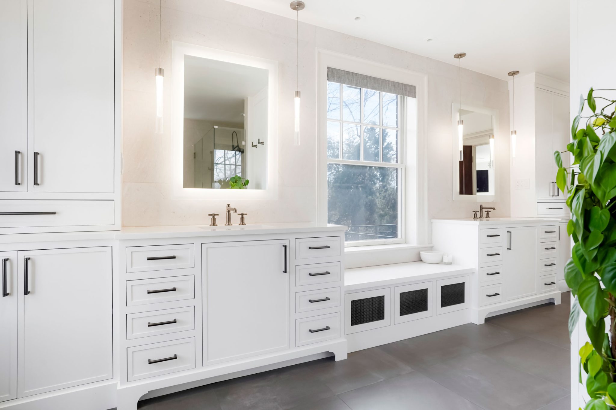 Painted White Large Primary Bathroom