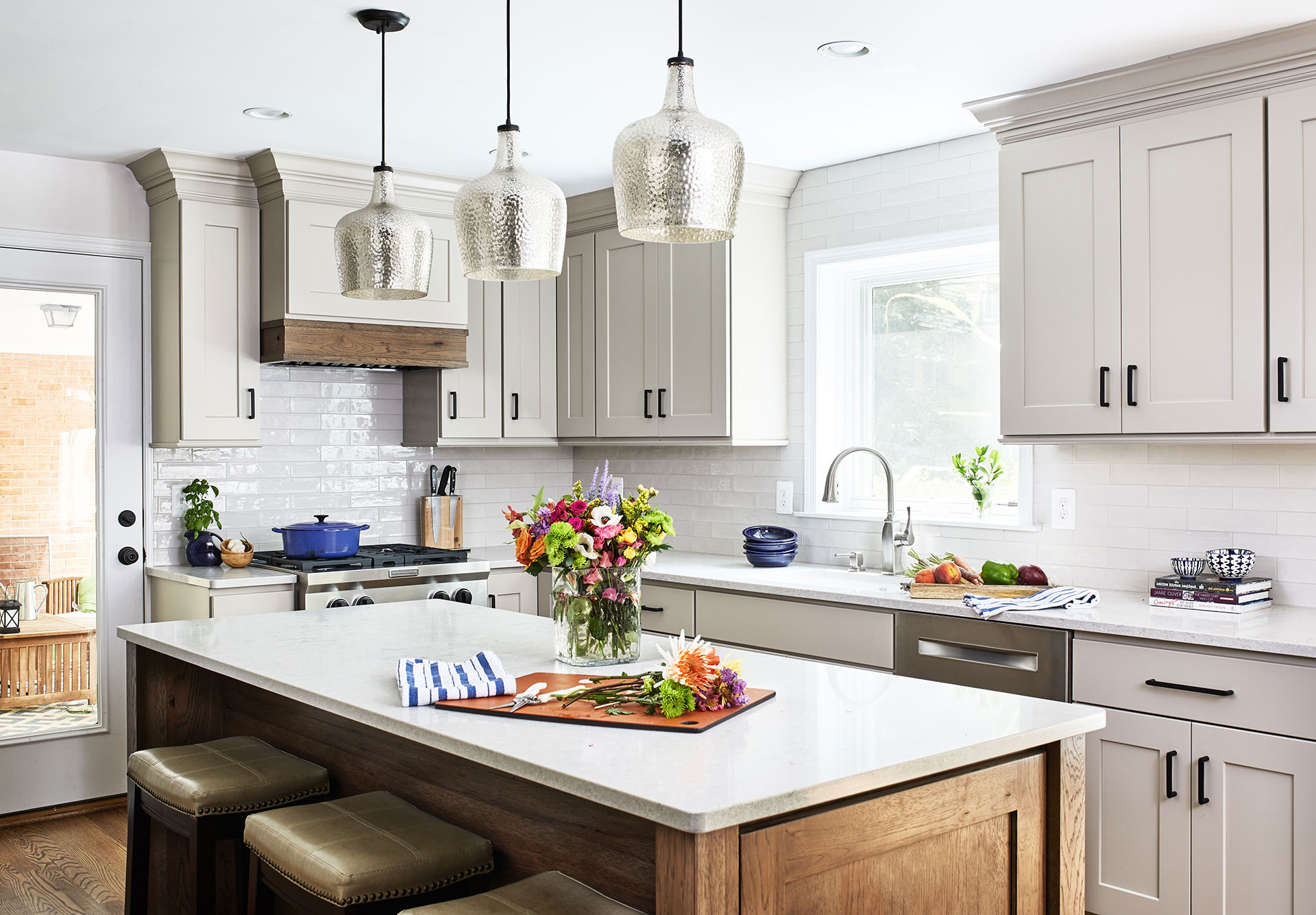 Perfect Beige & Rustic Kitchen
