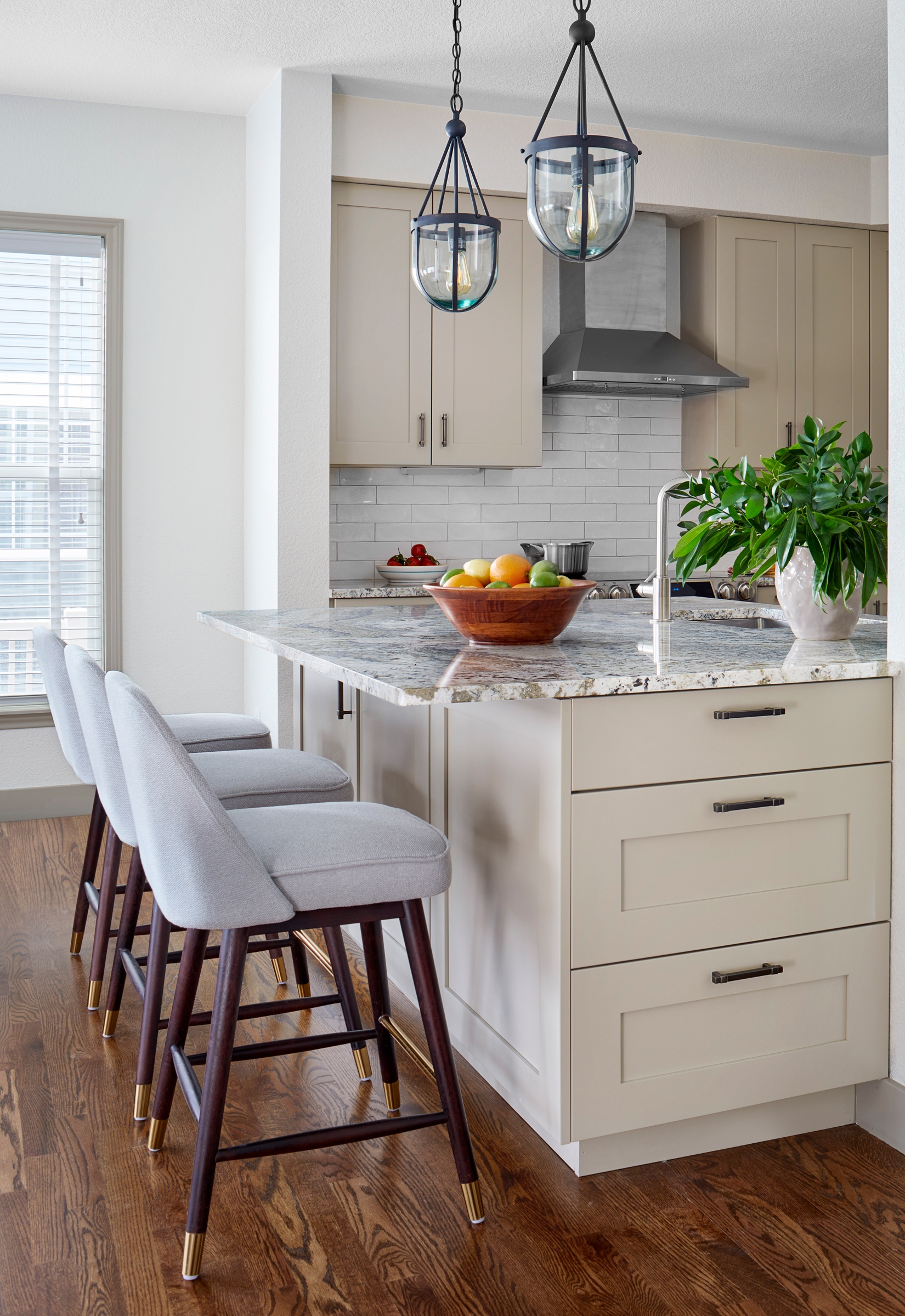 Perfect Beige Transformation Kitchen