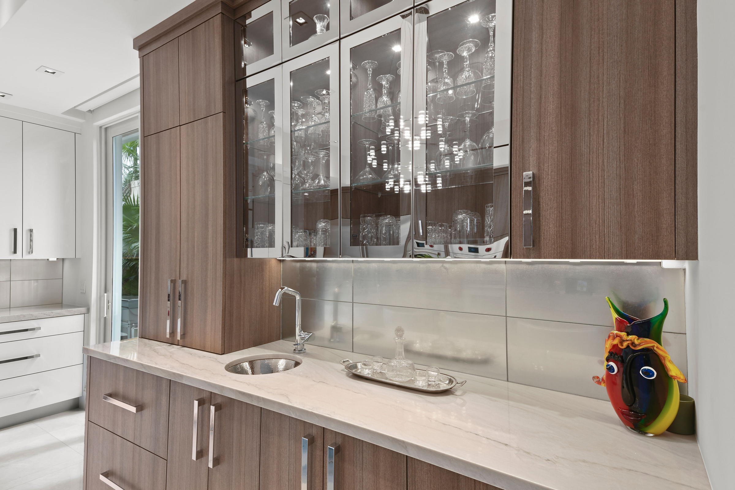 Polished Contemporary Kitchen