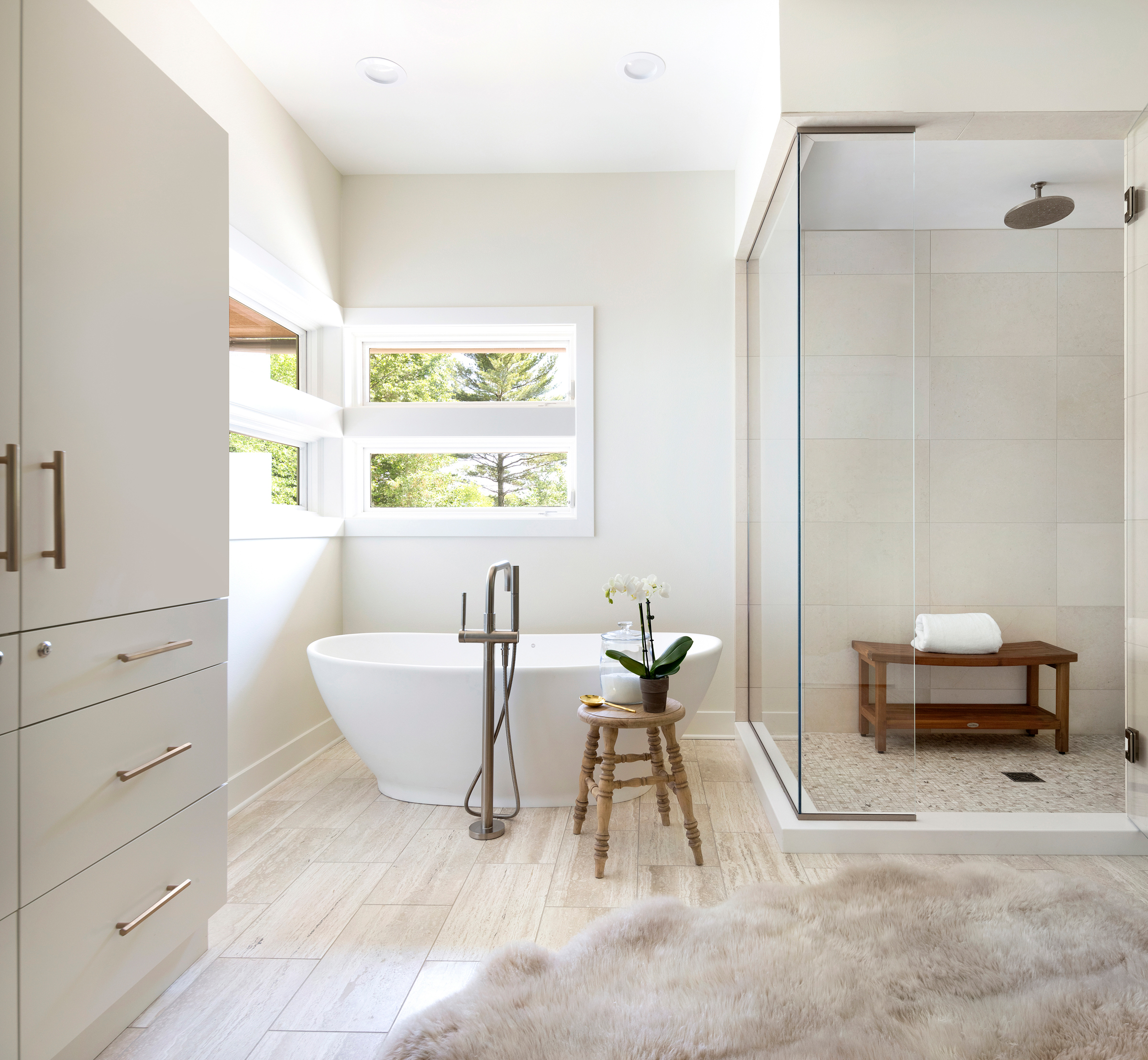 Serene Spa Bathroom
