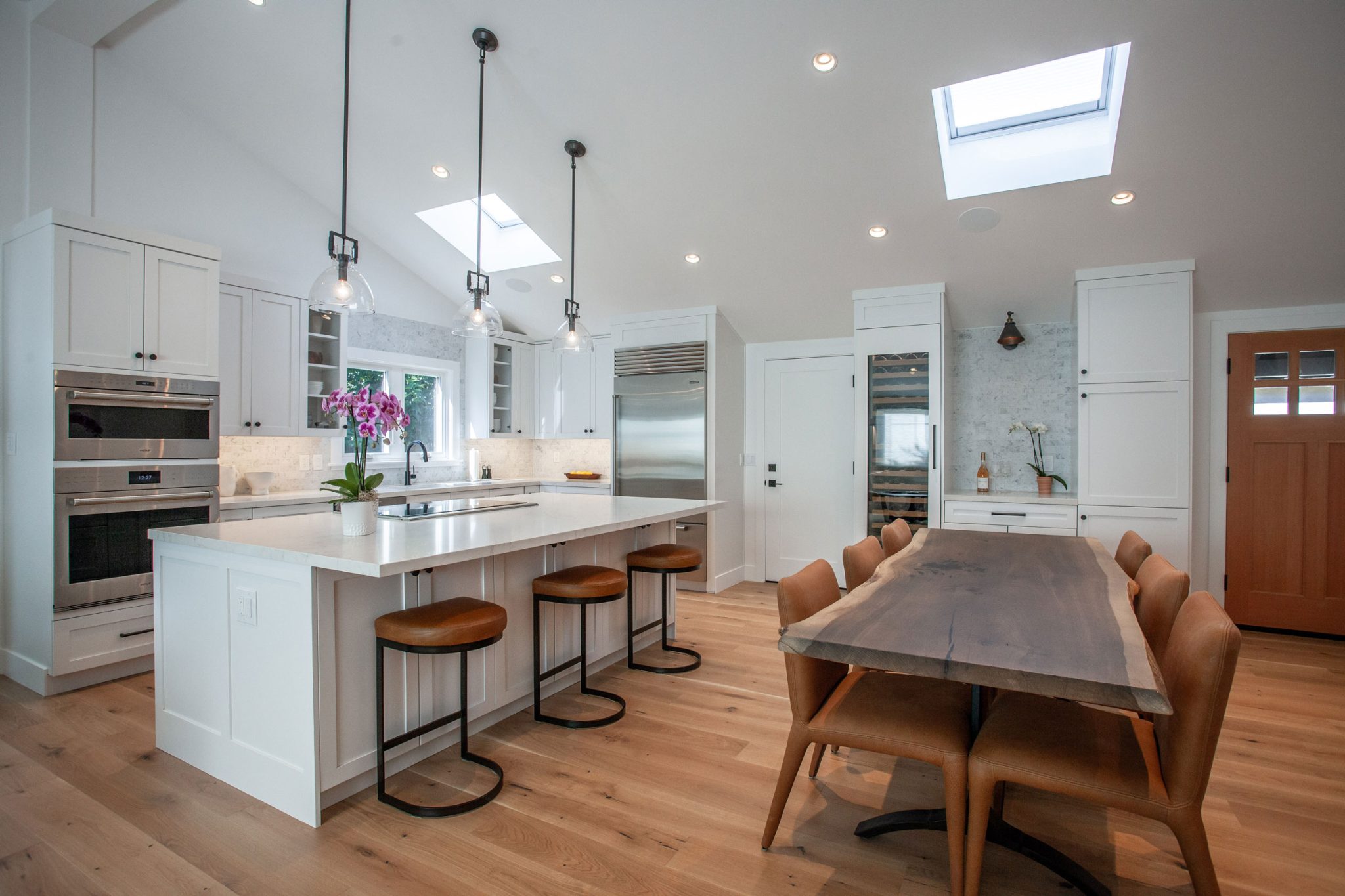 Simply White Transitional Kitchen
