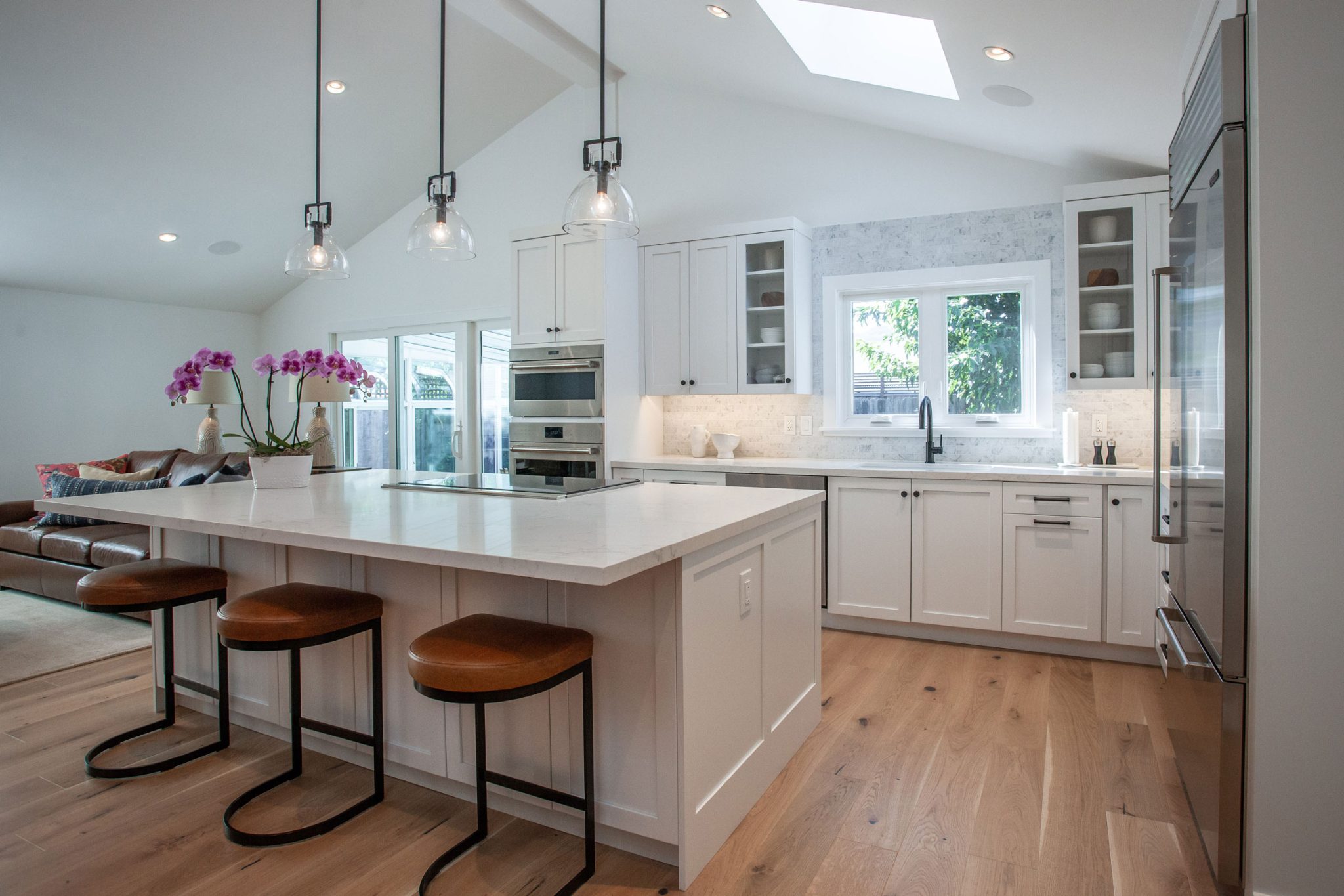 Simply White Transitional Kitchen