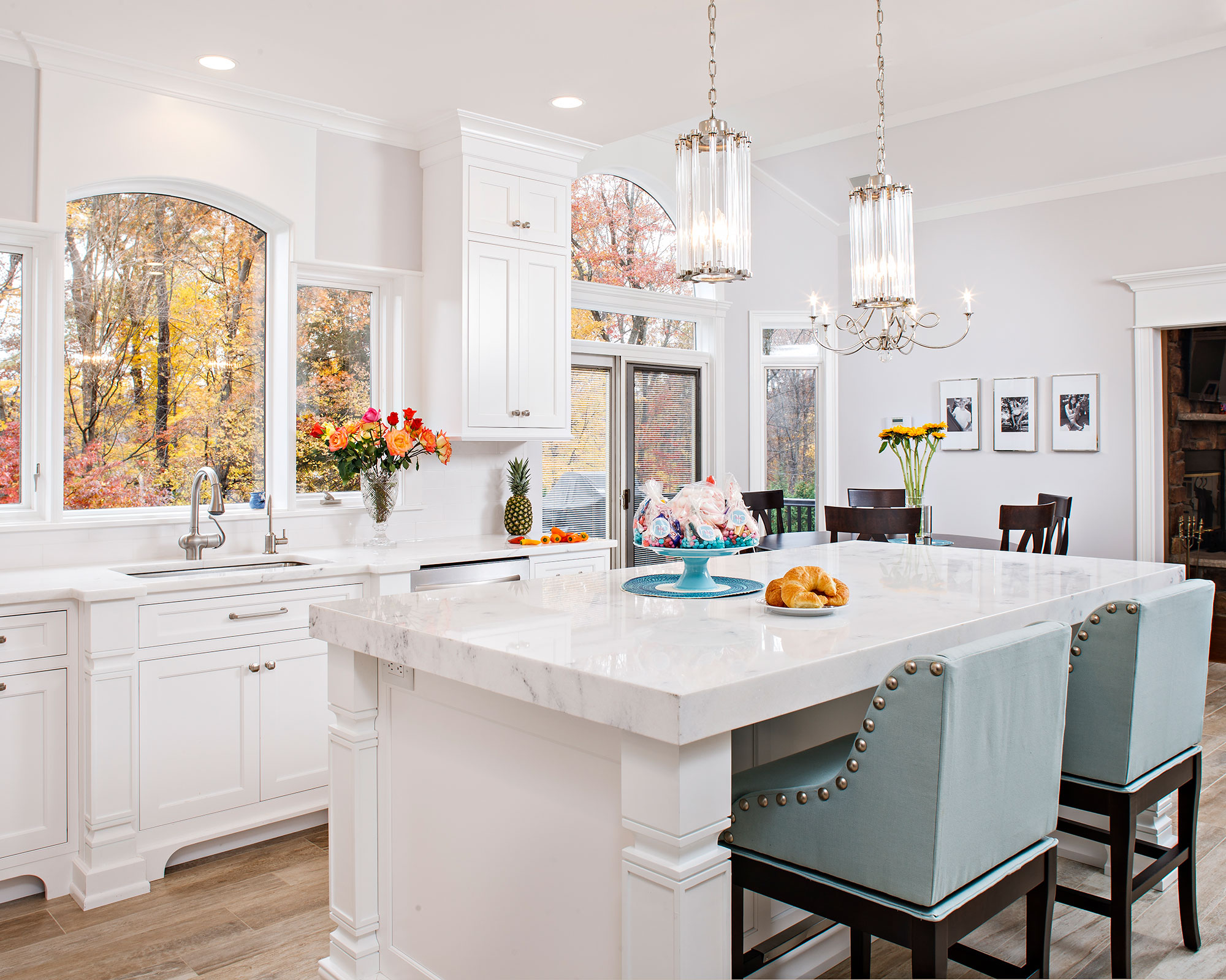 Small Painted White Traditional Kitchen