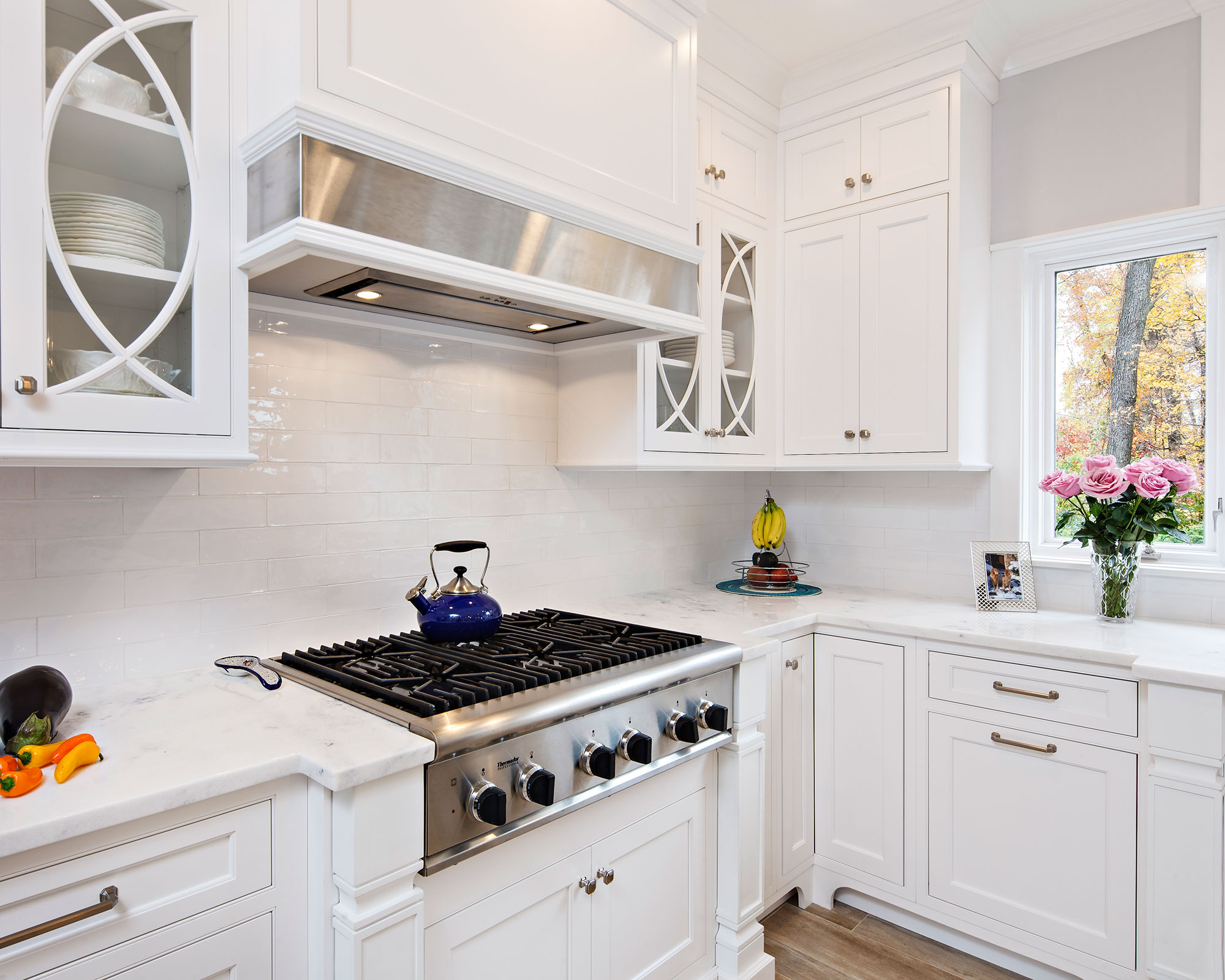 Small Painted White Traditional Kitchen