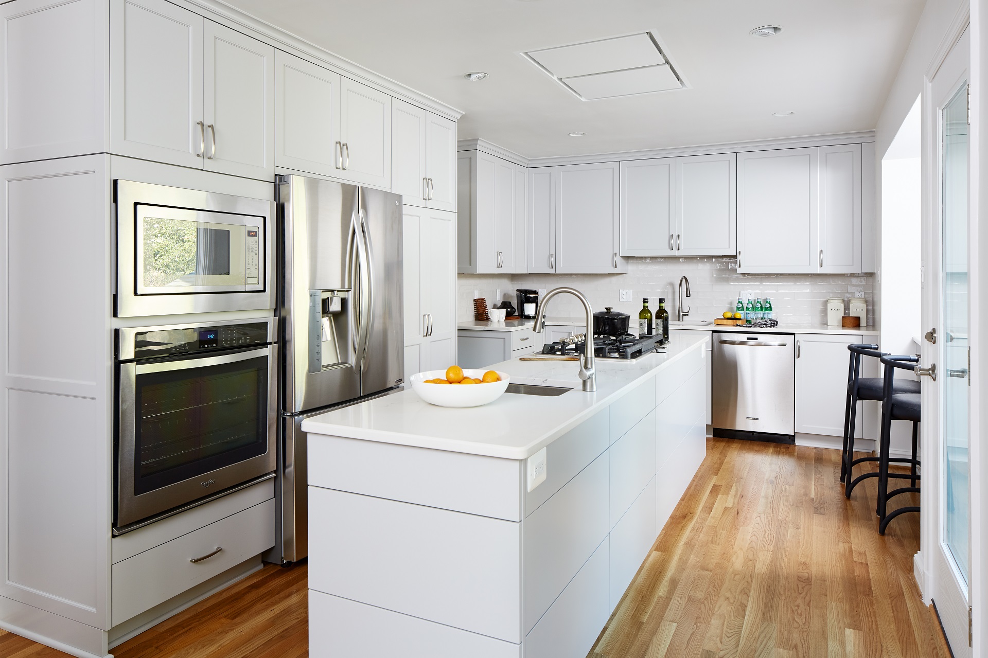 IZZA Cabinet_Kitchen_FrenchVillaSquare_OvercastMatte_1
