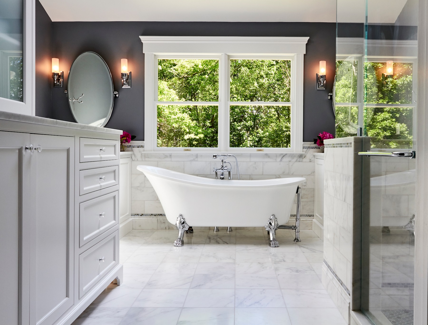 IZZA Cabinet_Bathroom_FrenchVillaSQ_DesignerWhite_1