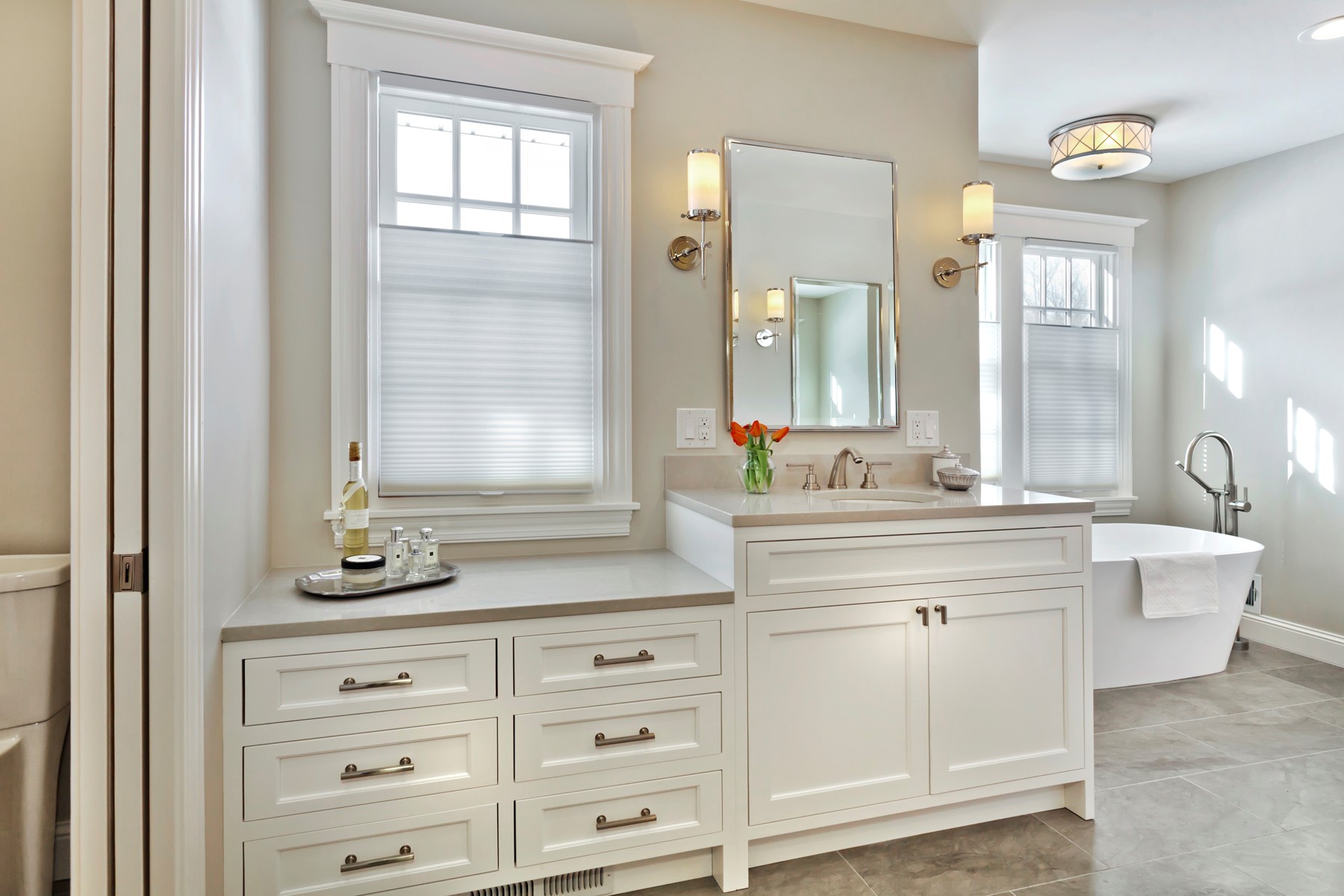 IZZA Cabinet_Bathroom_Custom_DesignerWhite_1