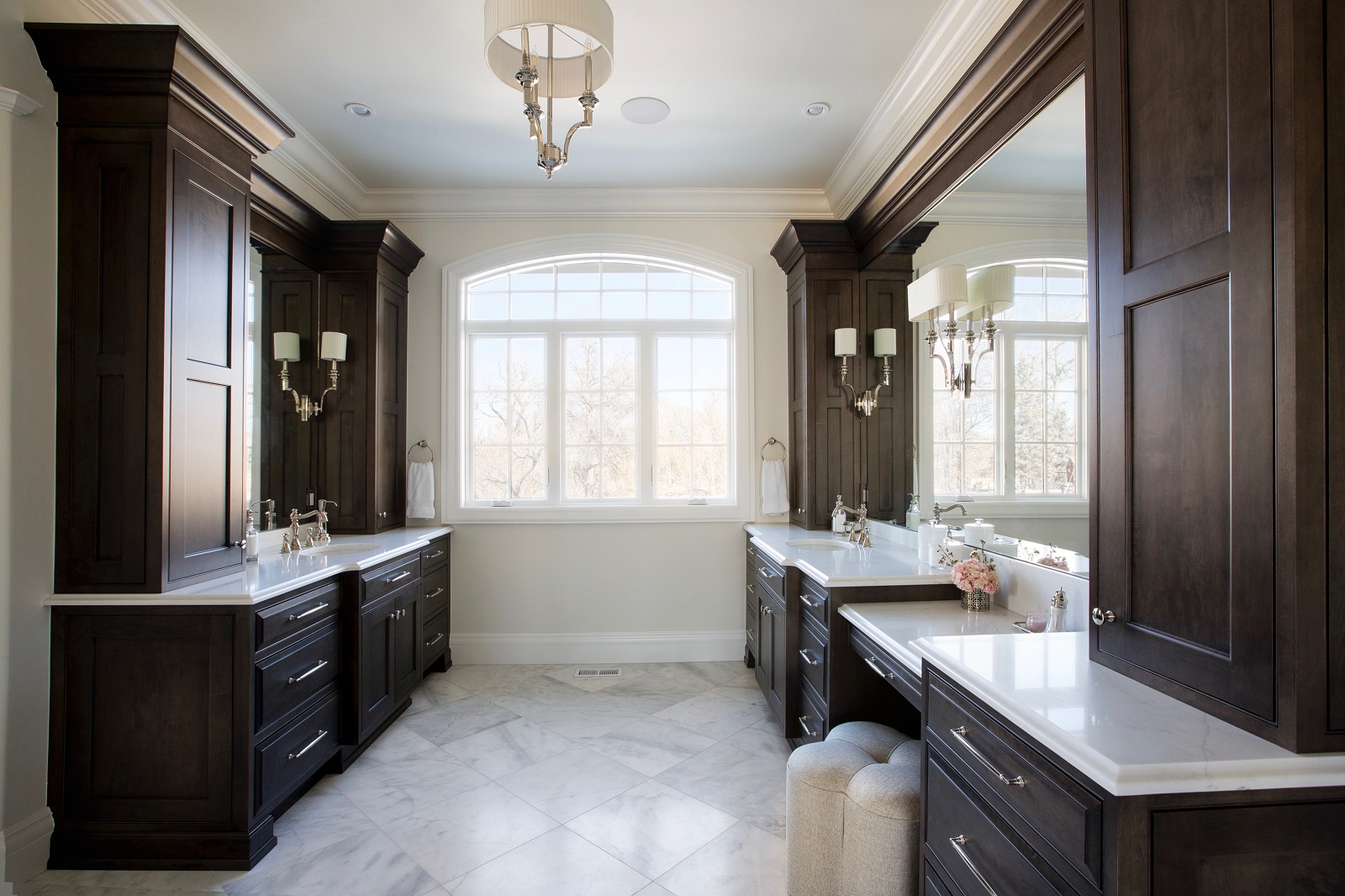 IZZA Cabinet_Bathroom_CustomDoor_Slate_2