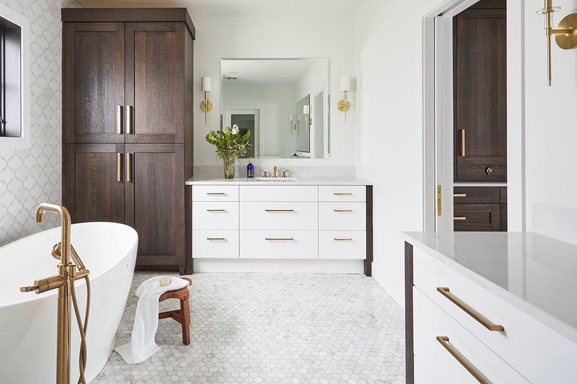 Tranquil Brown & White Master Bath