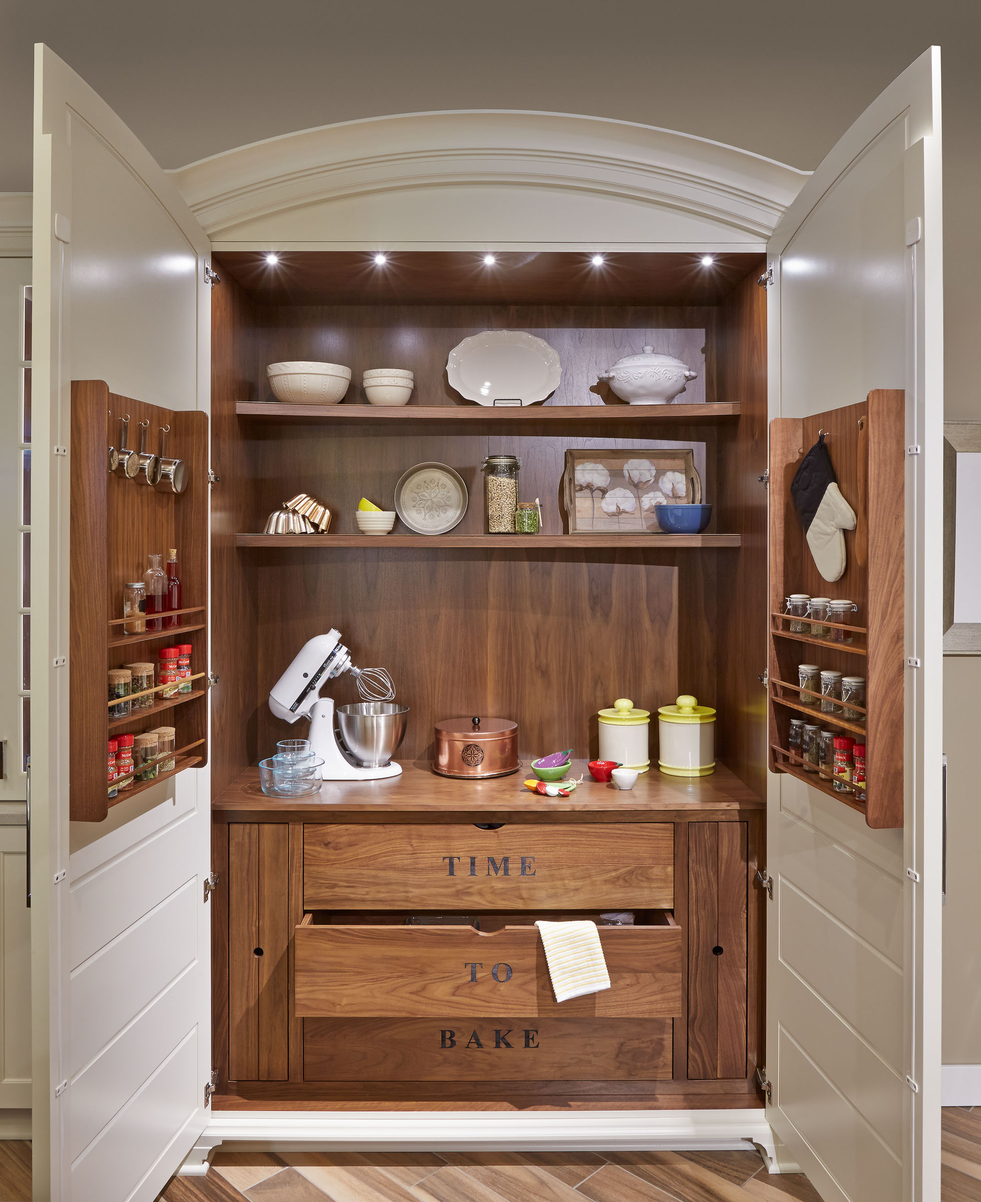 Transitional Luxury Bisque Walnut