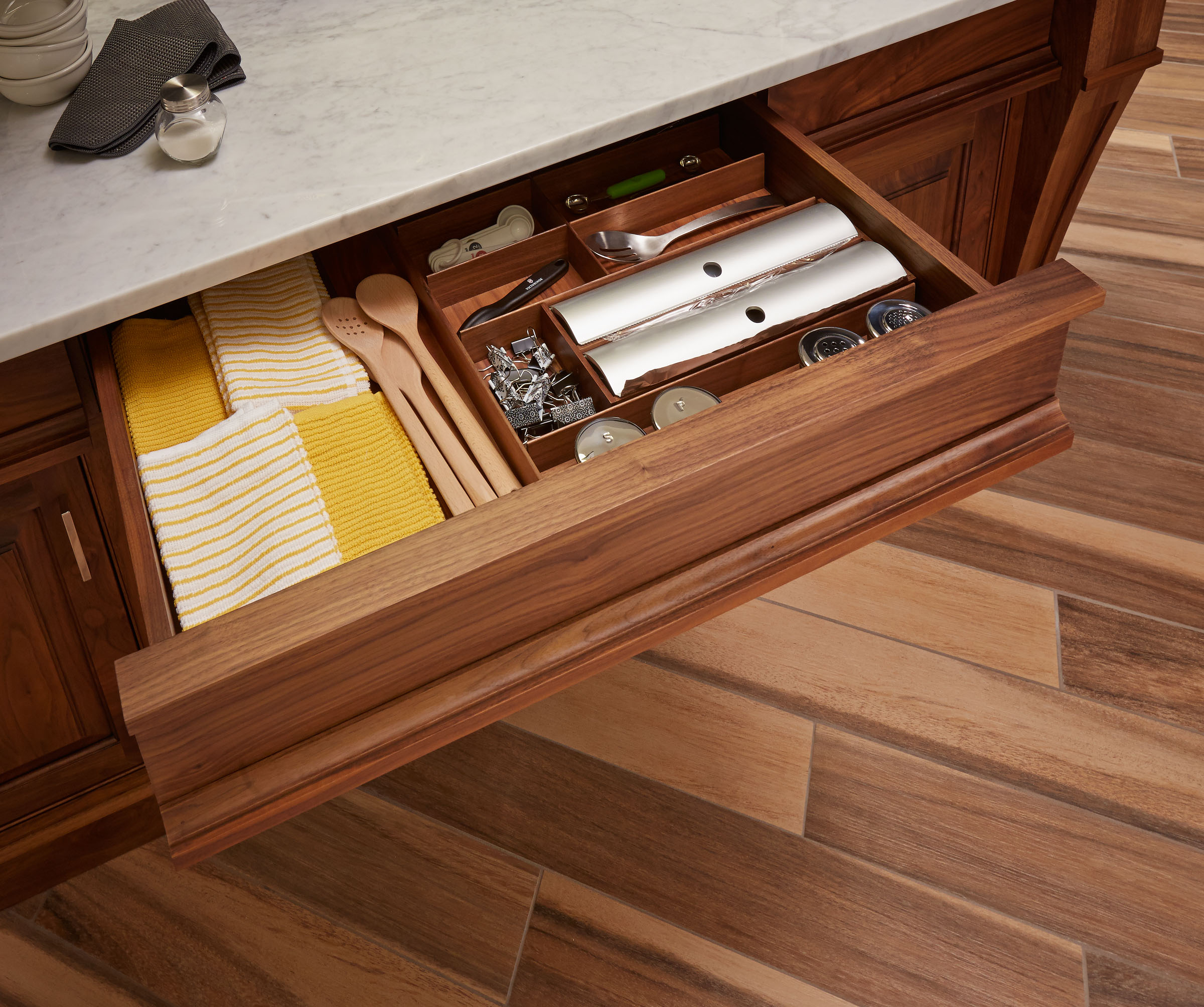 Transitional Luxury Bisque Walnut