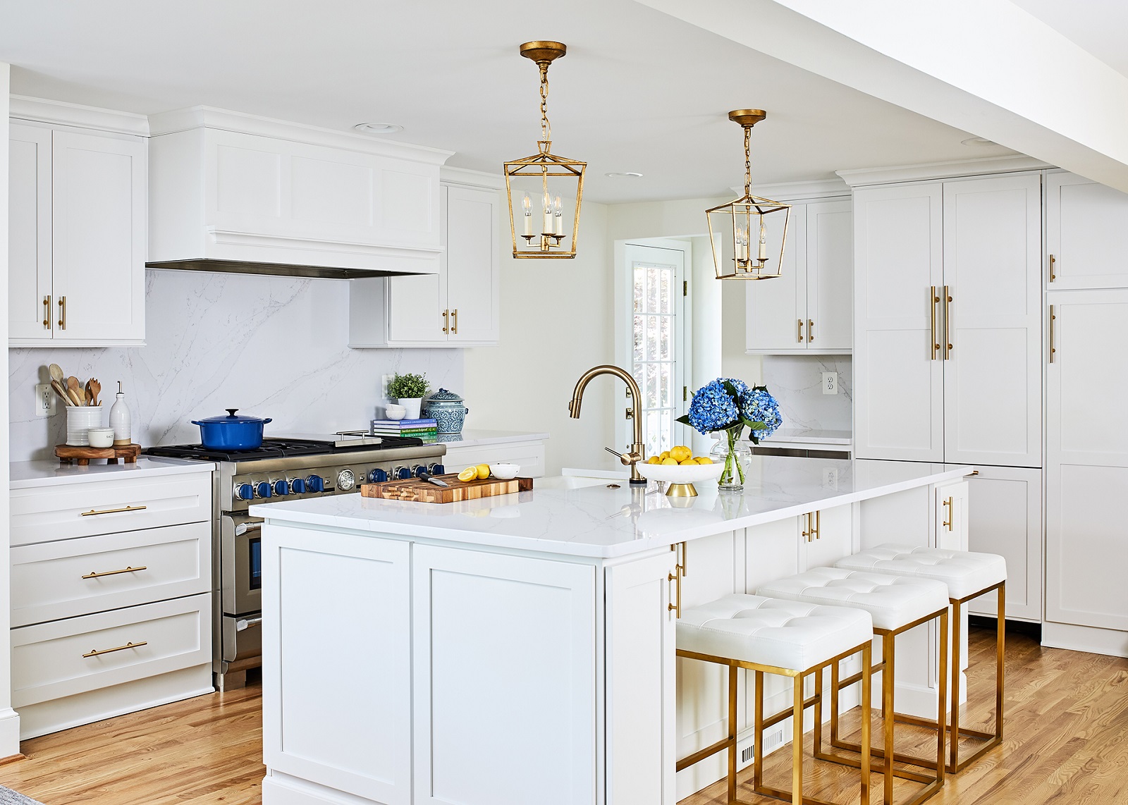 IZZA Cabinet_Kitchen_SimplyWhite_Meadowland_1