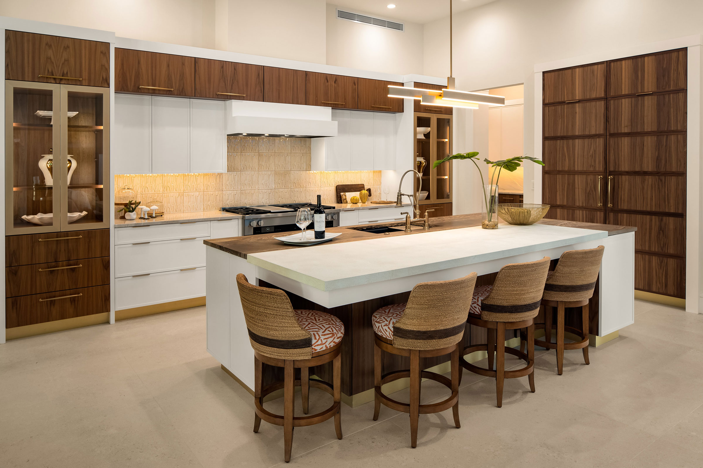 Tropical Modern Kitchen