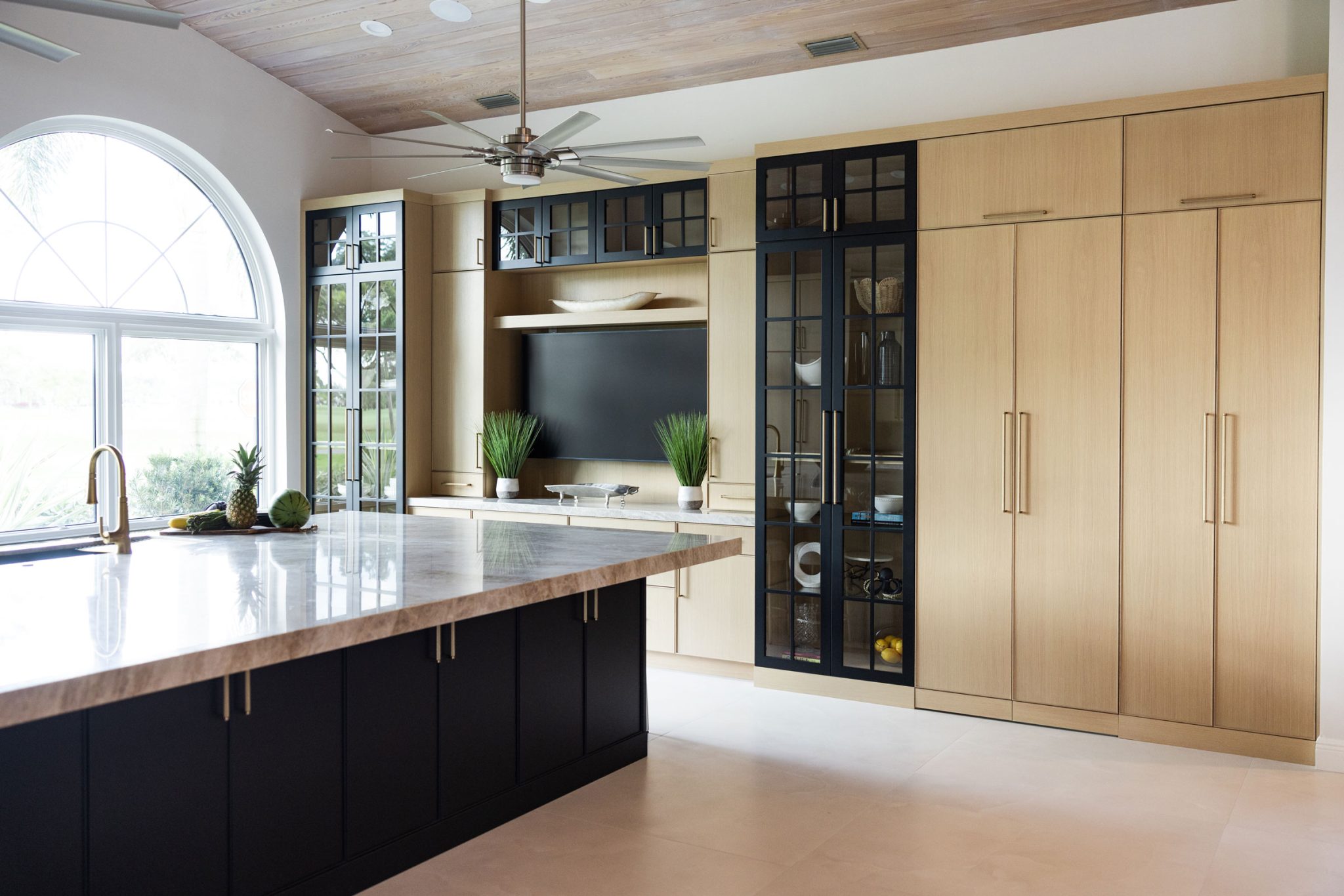 Two Tone Black Natural Modern Kitchen