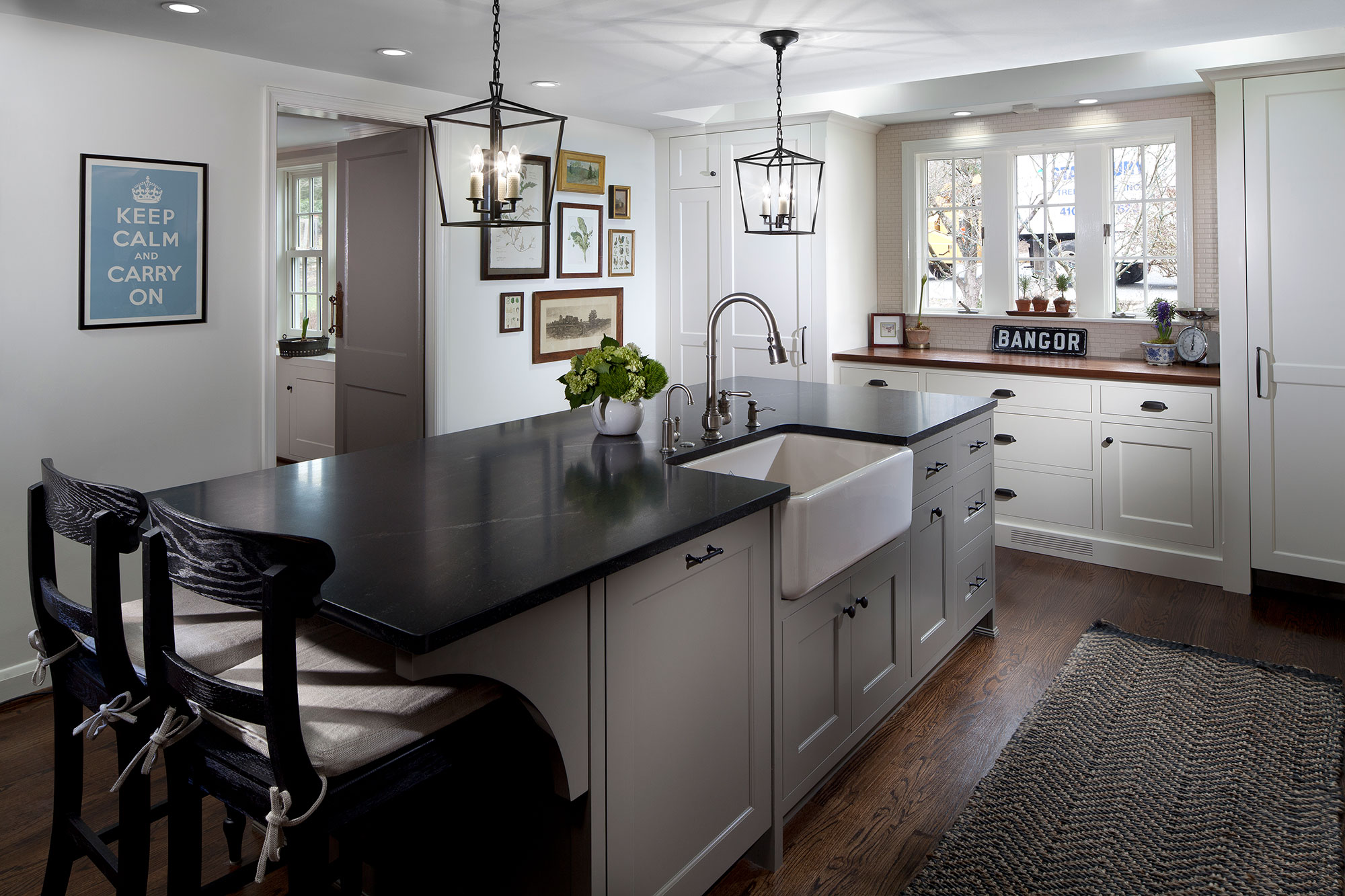 Two Tone Painted Shaker Kitchen