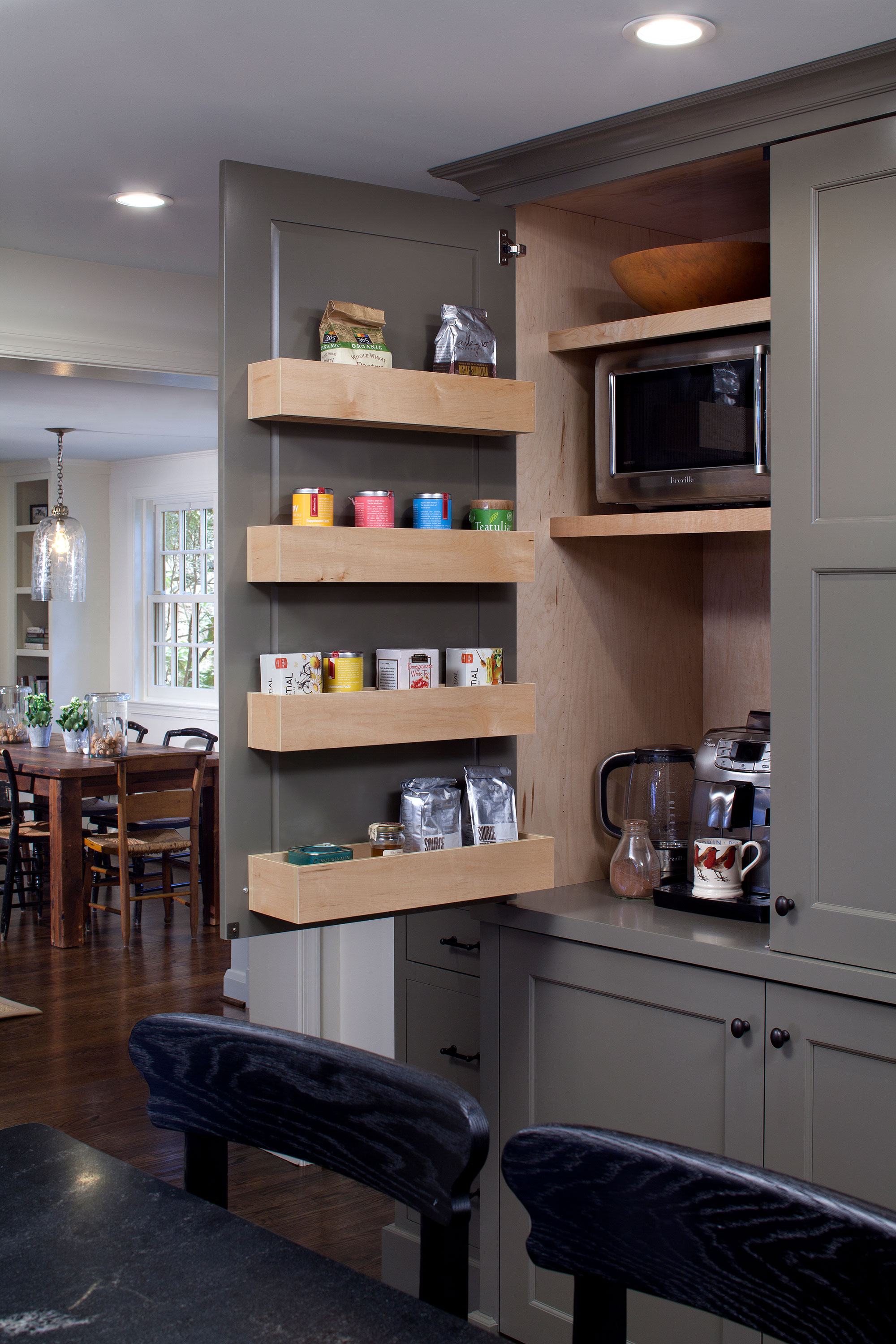 Two Tone Painted Shaker Kitchen