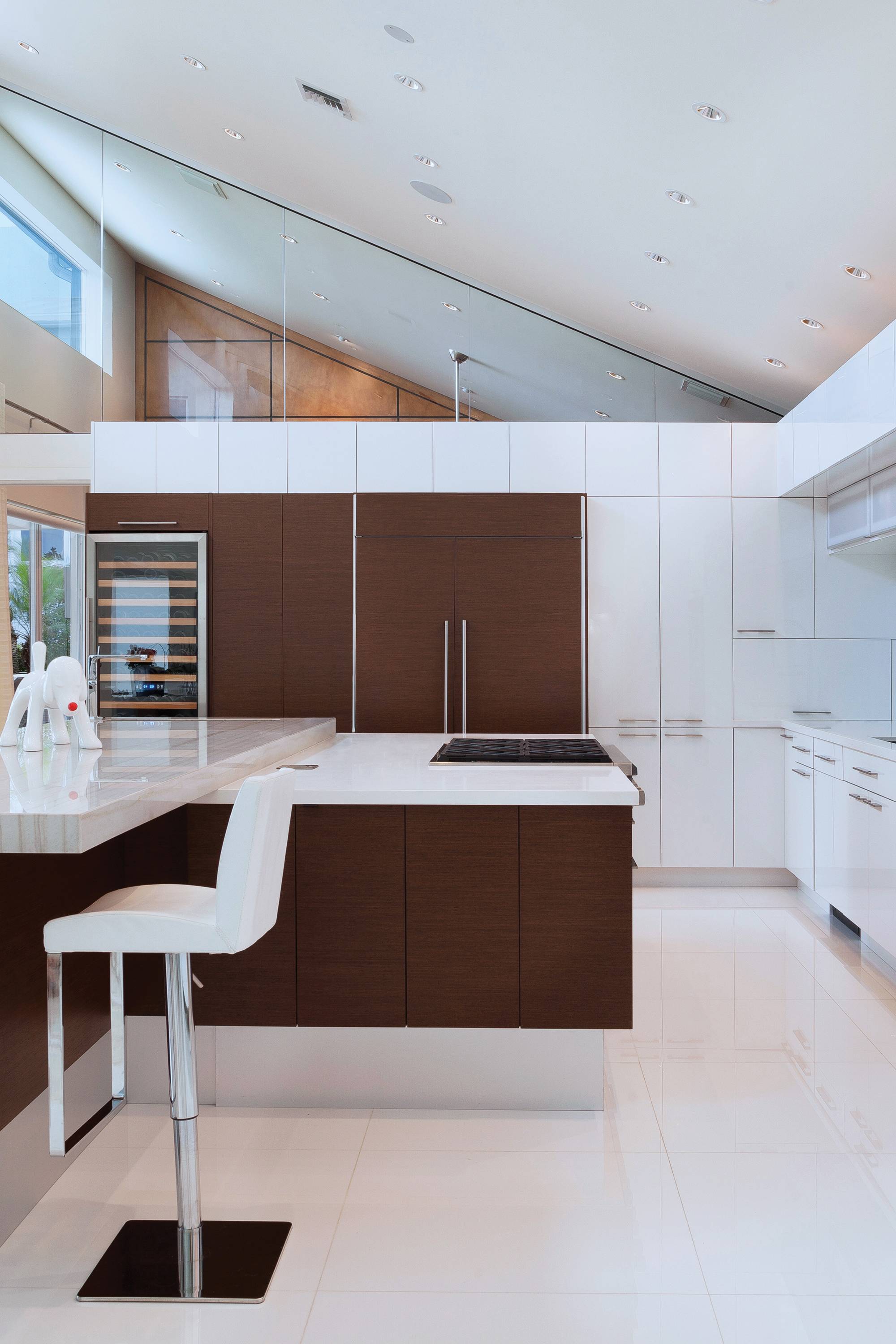 Two-Toned Modern Kitchen Cabinets