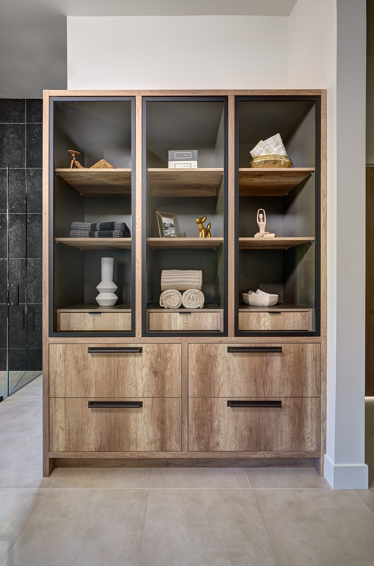 Upscale Contemporary Bathroom Furniture