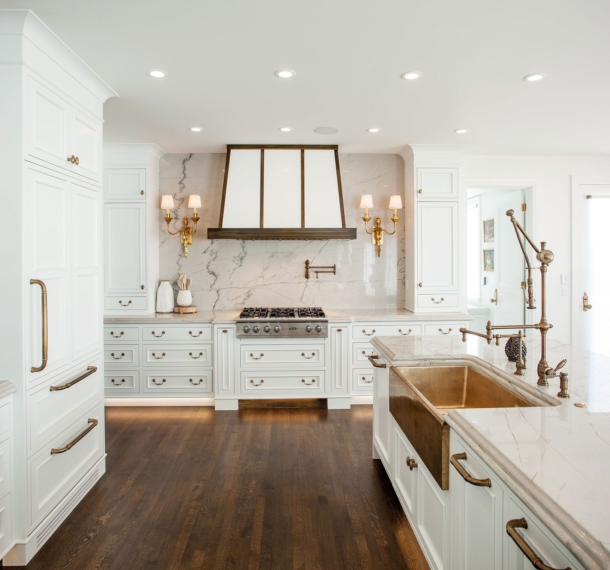 White Inset Kitchen with Gold Brass Accents