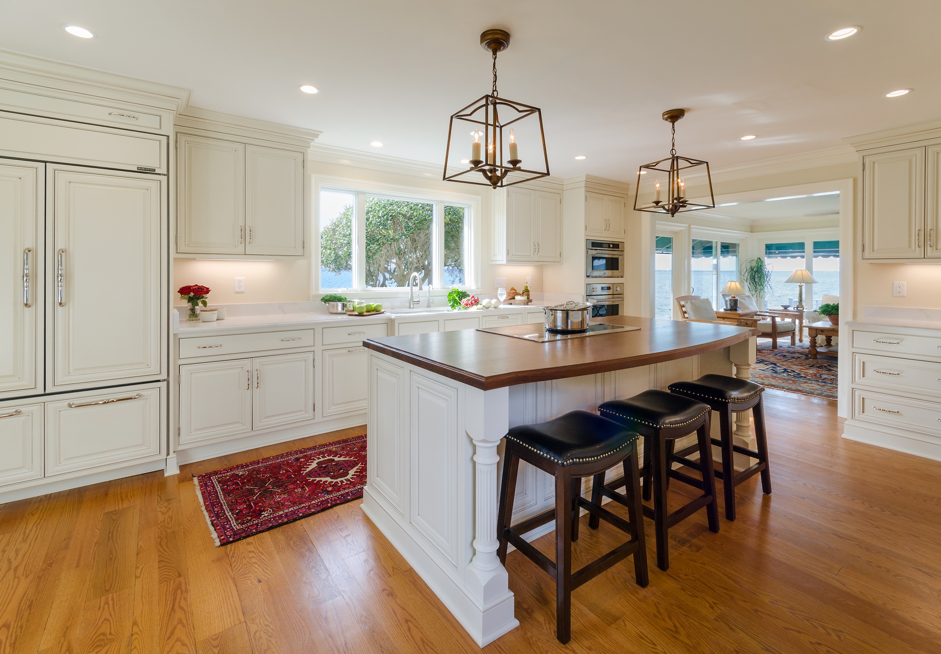 IZZA Cabinet_Kitchen_Kensington_Bisque_1