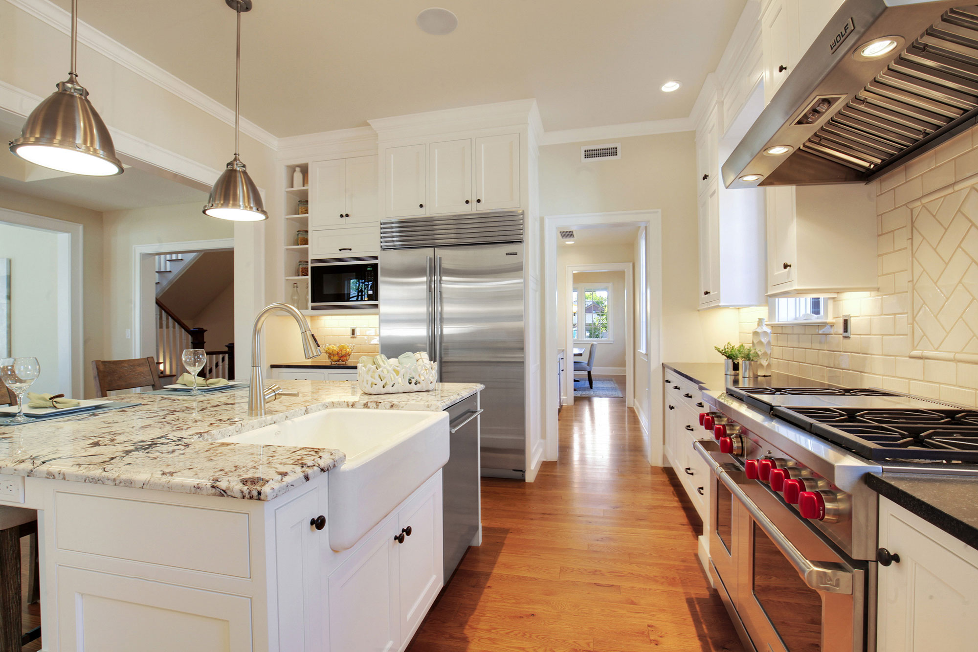 White Shaker Style Farmhouse Kitchen